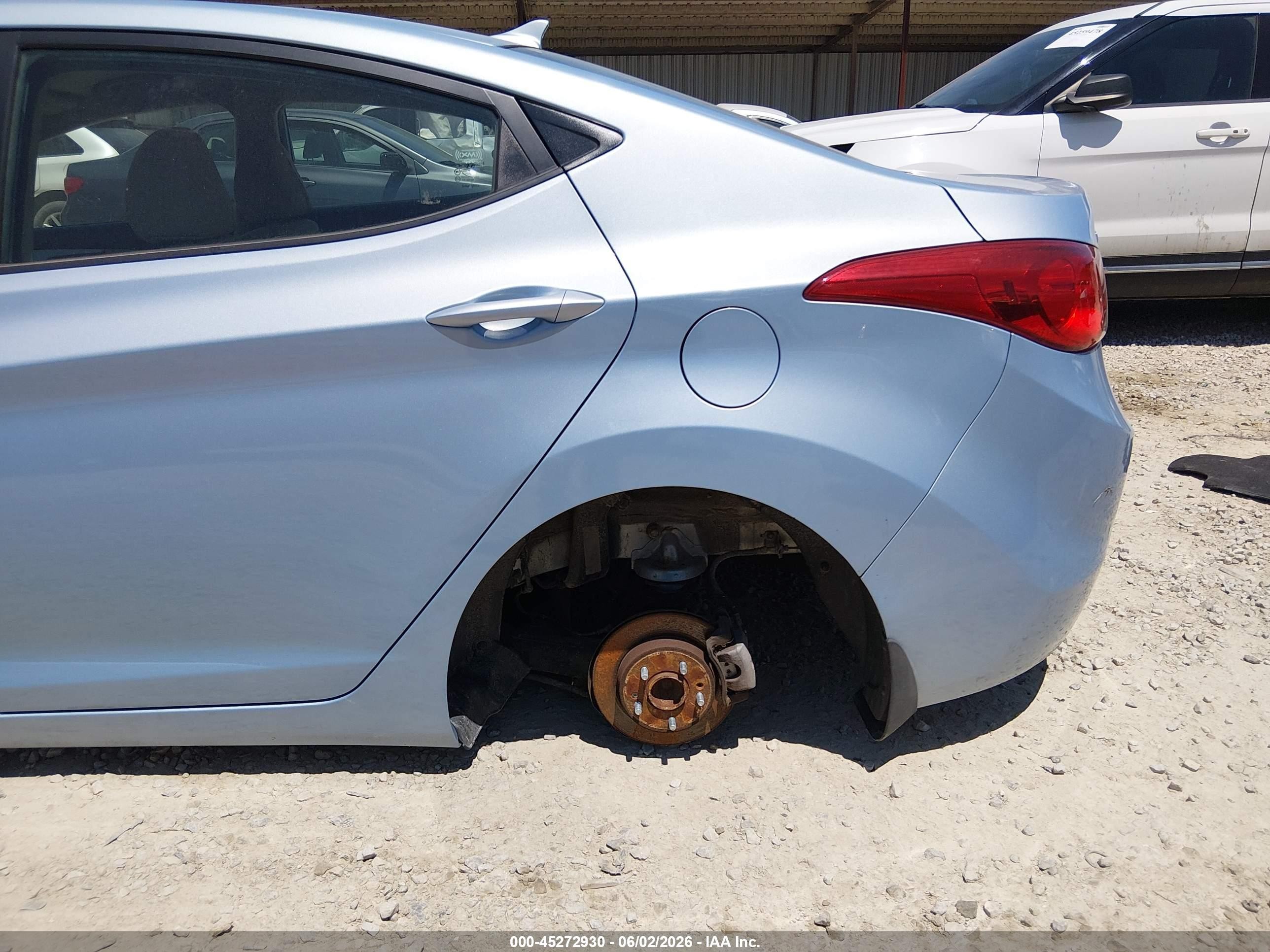 2013 Hyundai Elantra Gls Light Blue vin: KMHDH4AE6DU610636