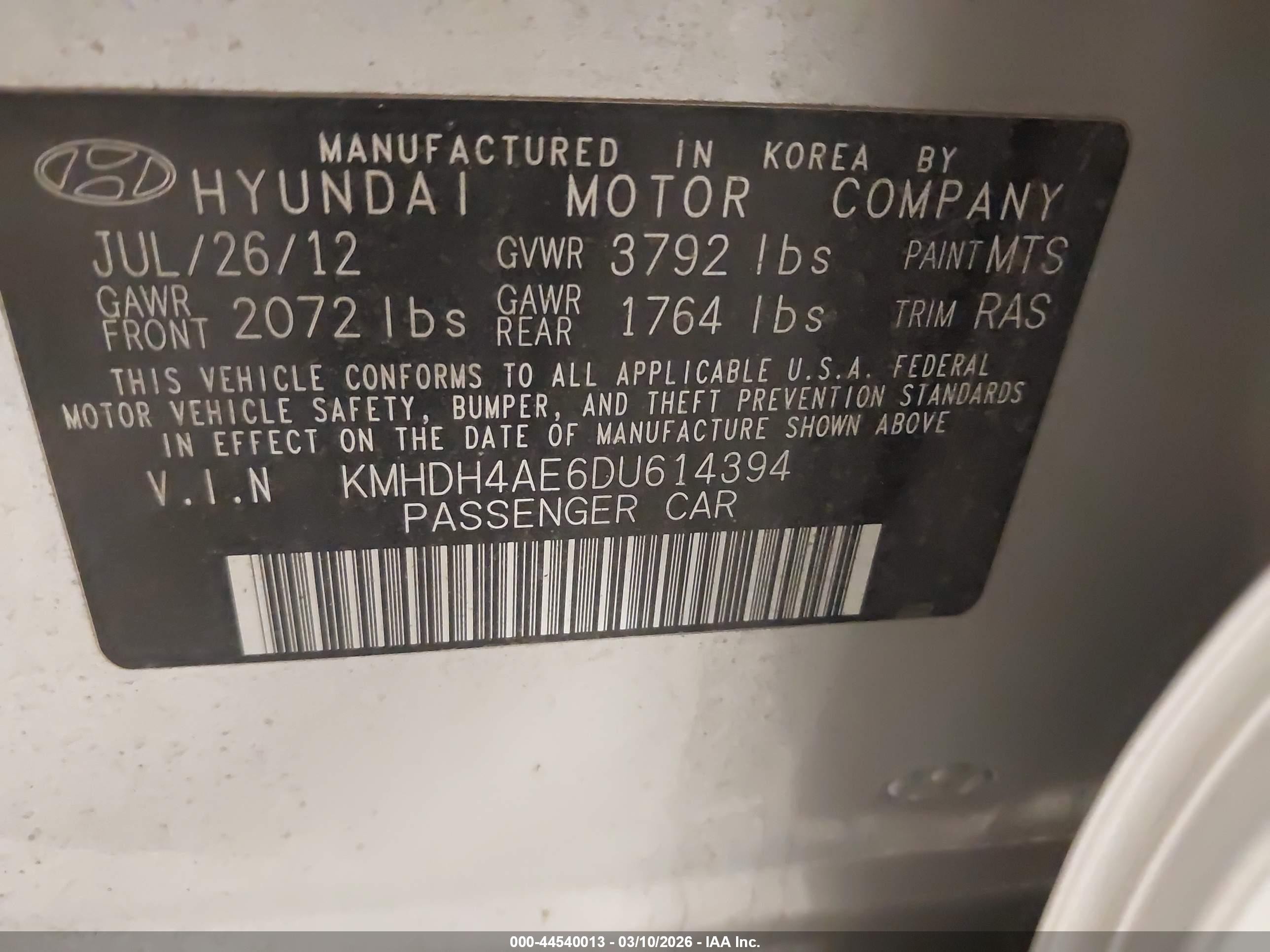 2013 Hyundai Elantra Limited Silver vin: KMHDH4AE6DU614394