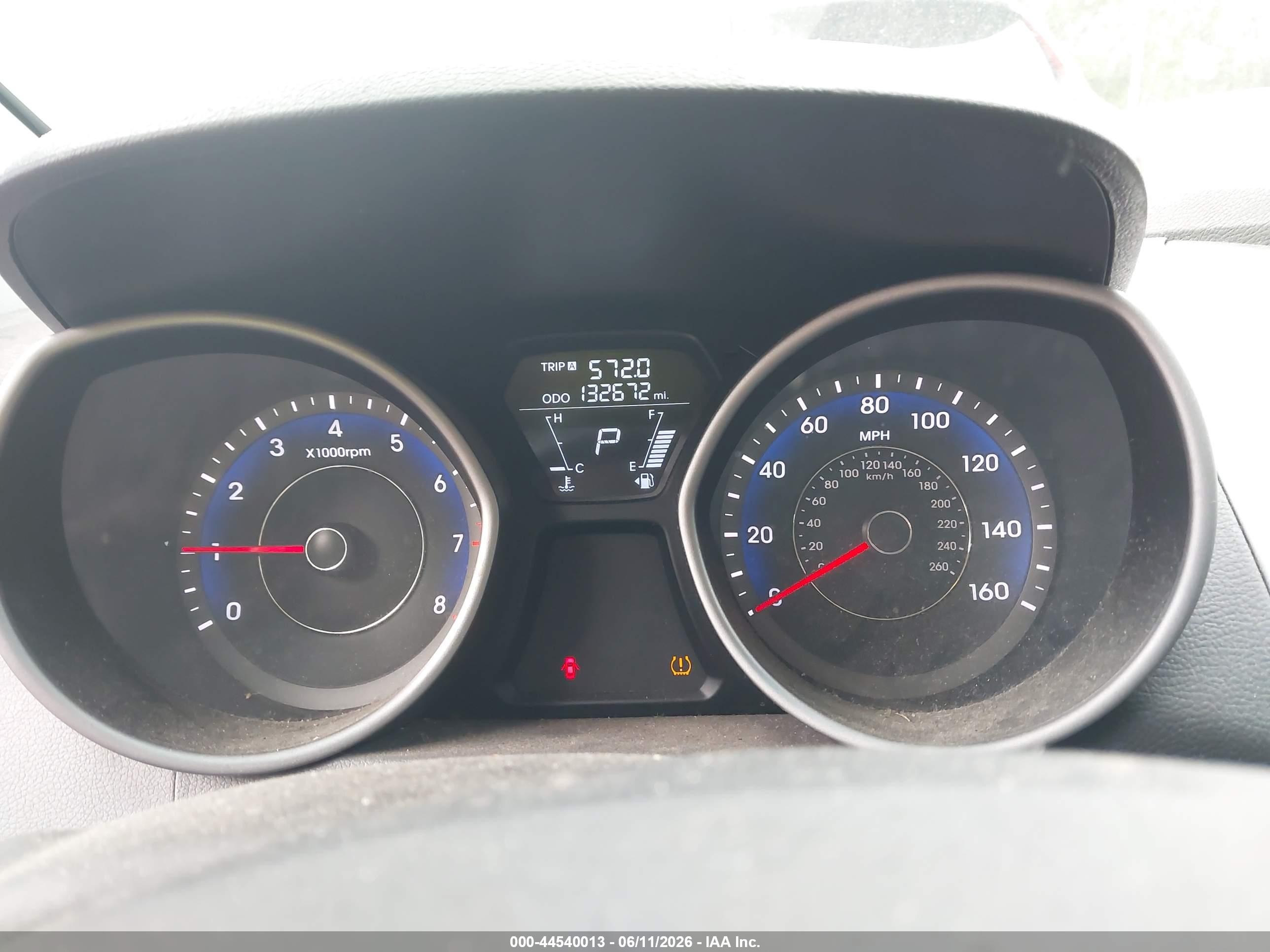 2013 Hyundai Elantra Limited Silver vin: KMHDH4AE6DU614394