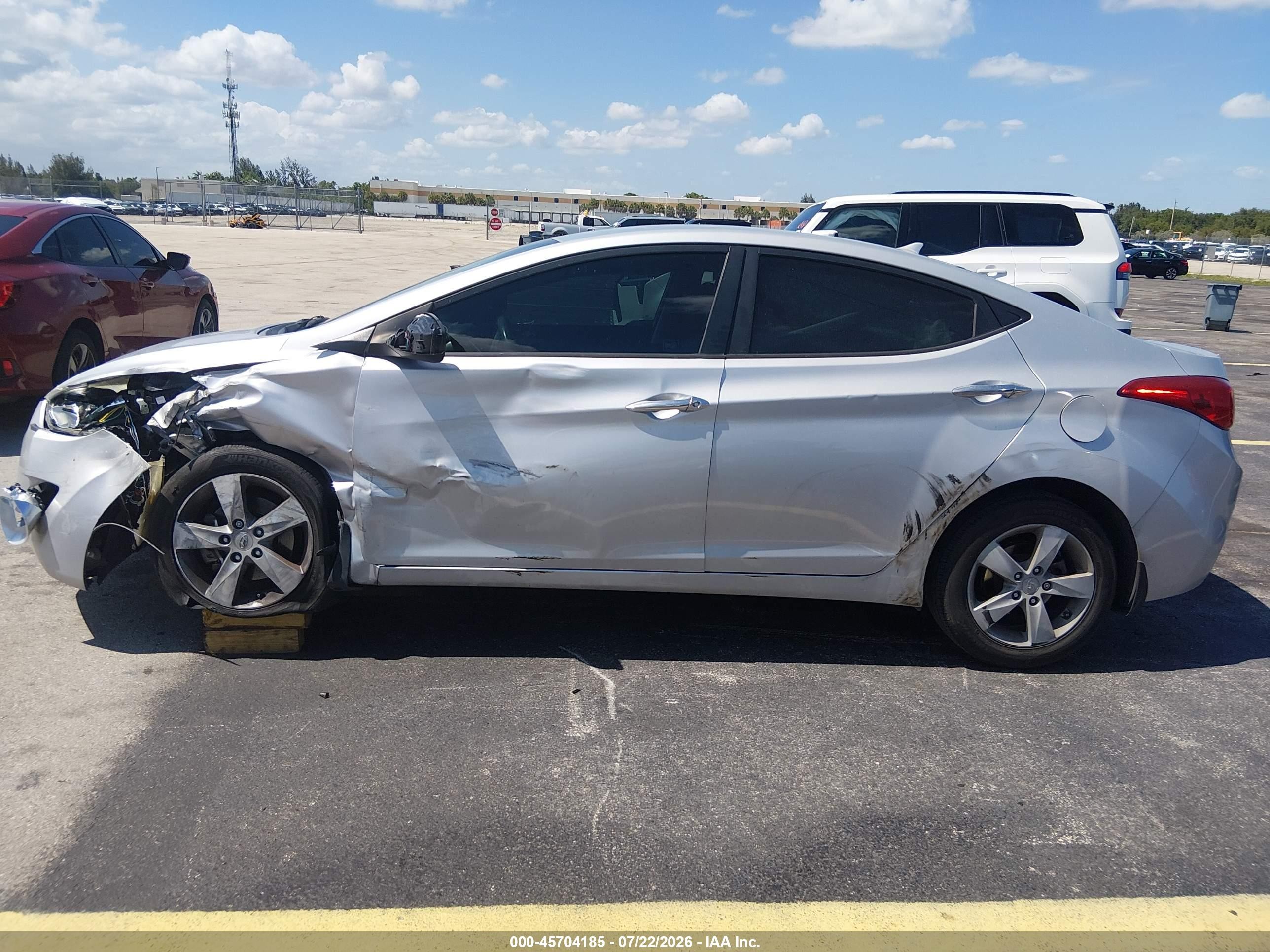 2013 Hyundai Elantra Gls Gray vin: KMHDH4AE6DU664065