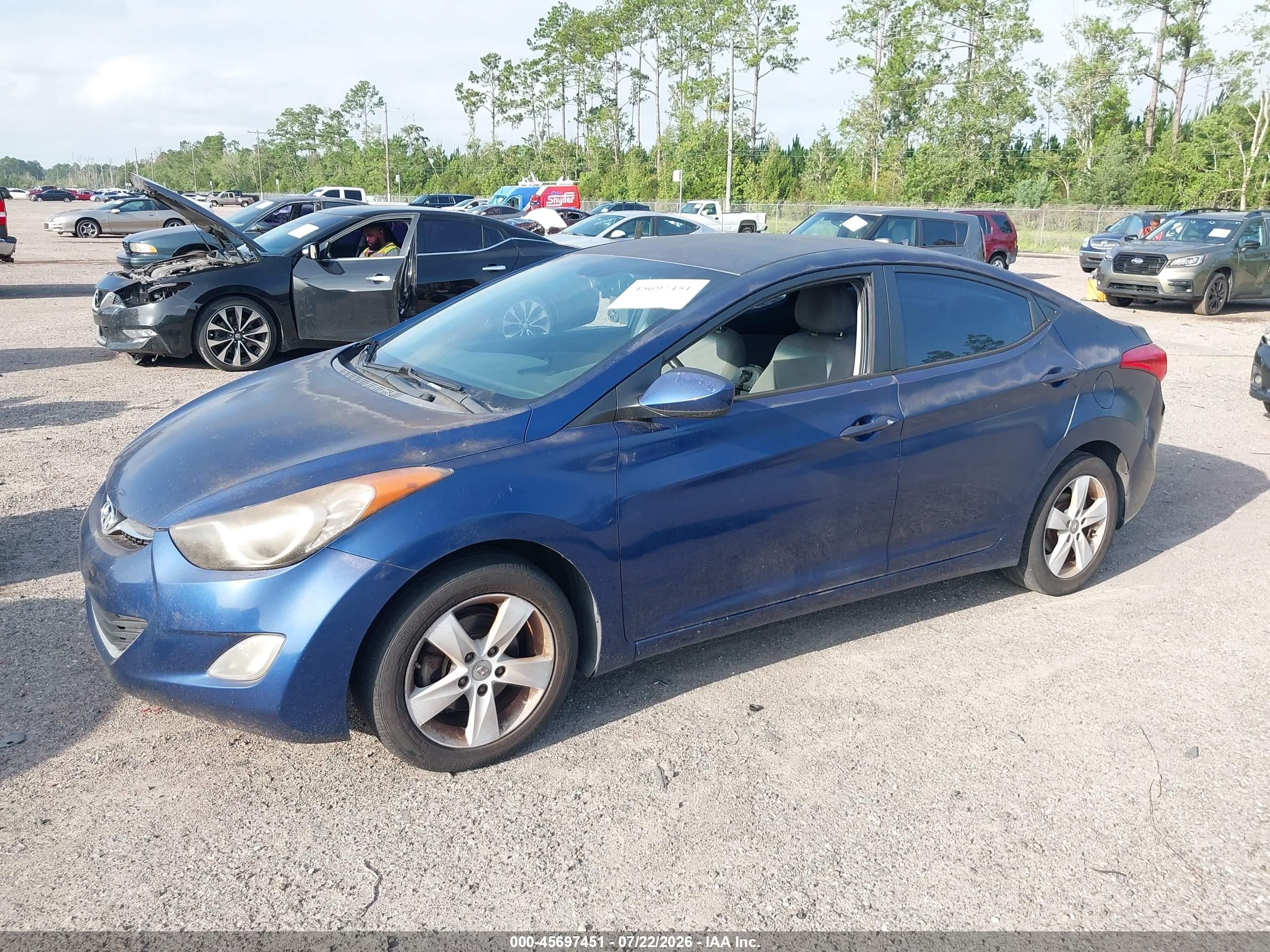2013 Hyundai Elantra Gls Blue vin: KMHDH4AE6DU748659