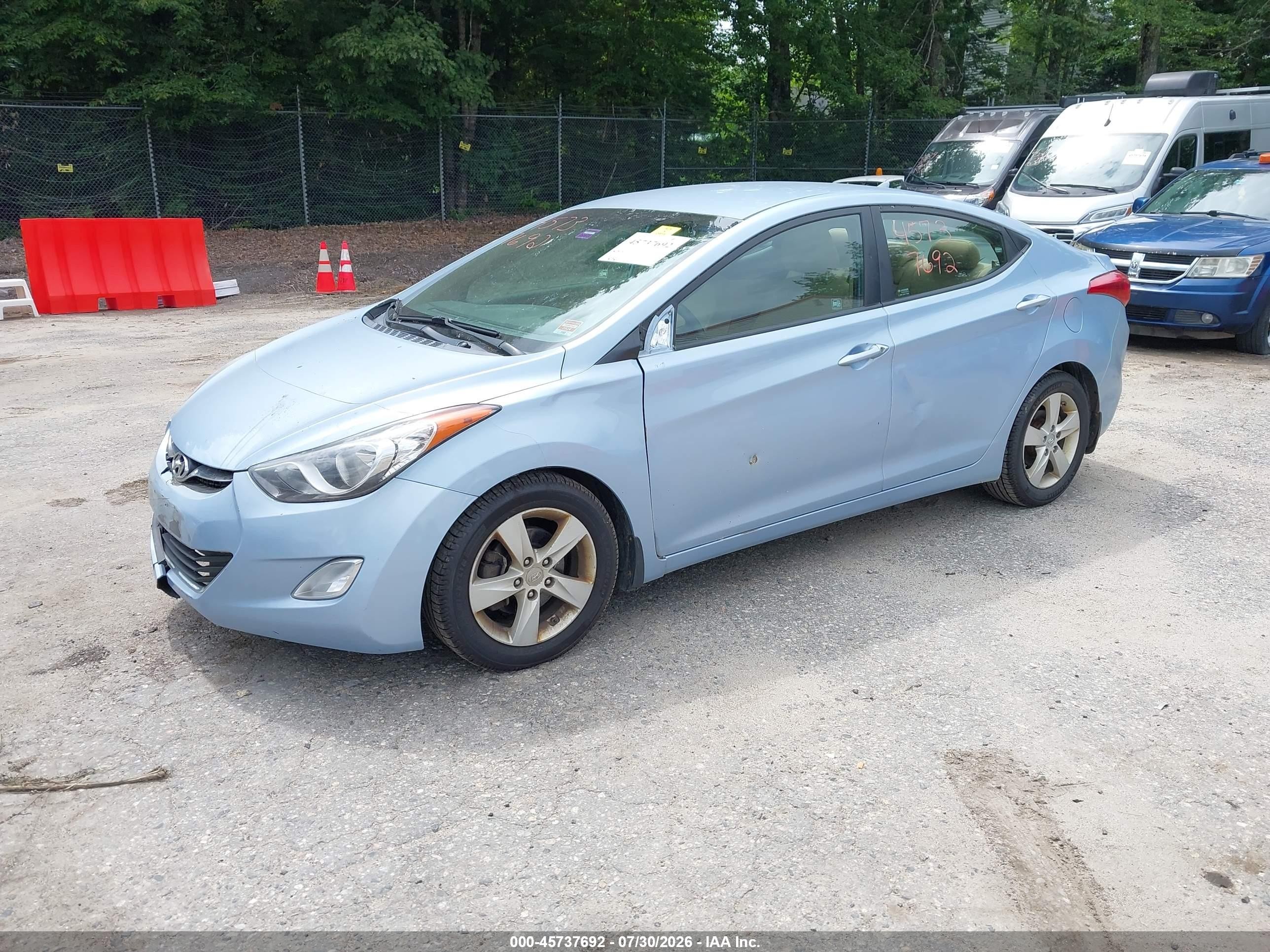 2013 Hyundai Elantra Gls Light Blue vin: KMHDH4AE6DU774520