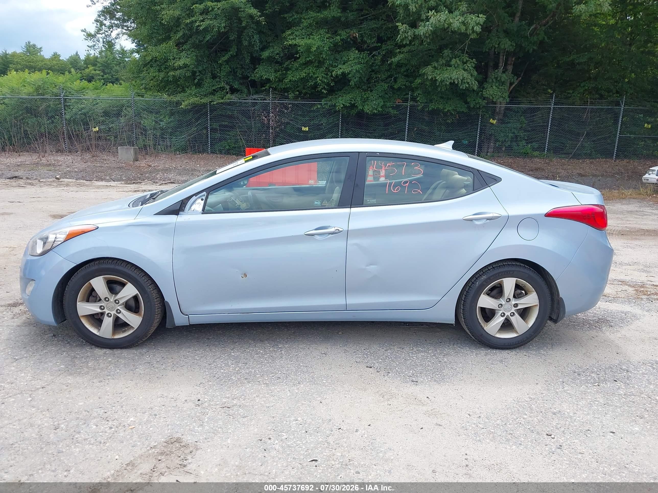 2013 Hyundai Elantra Gls Light Blue vin: KMHDH4AE6DU774520