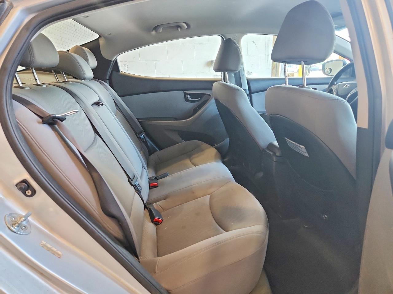 2013 Hyundai Elantra Gls Silver vin: KMHDH4AE6DU814465