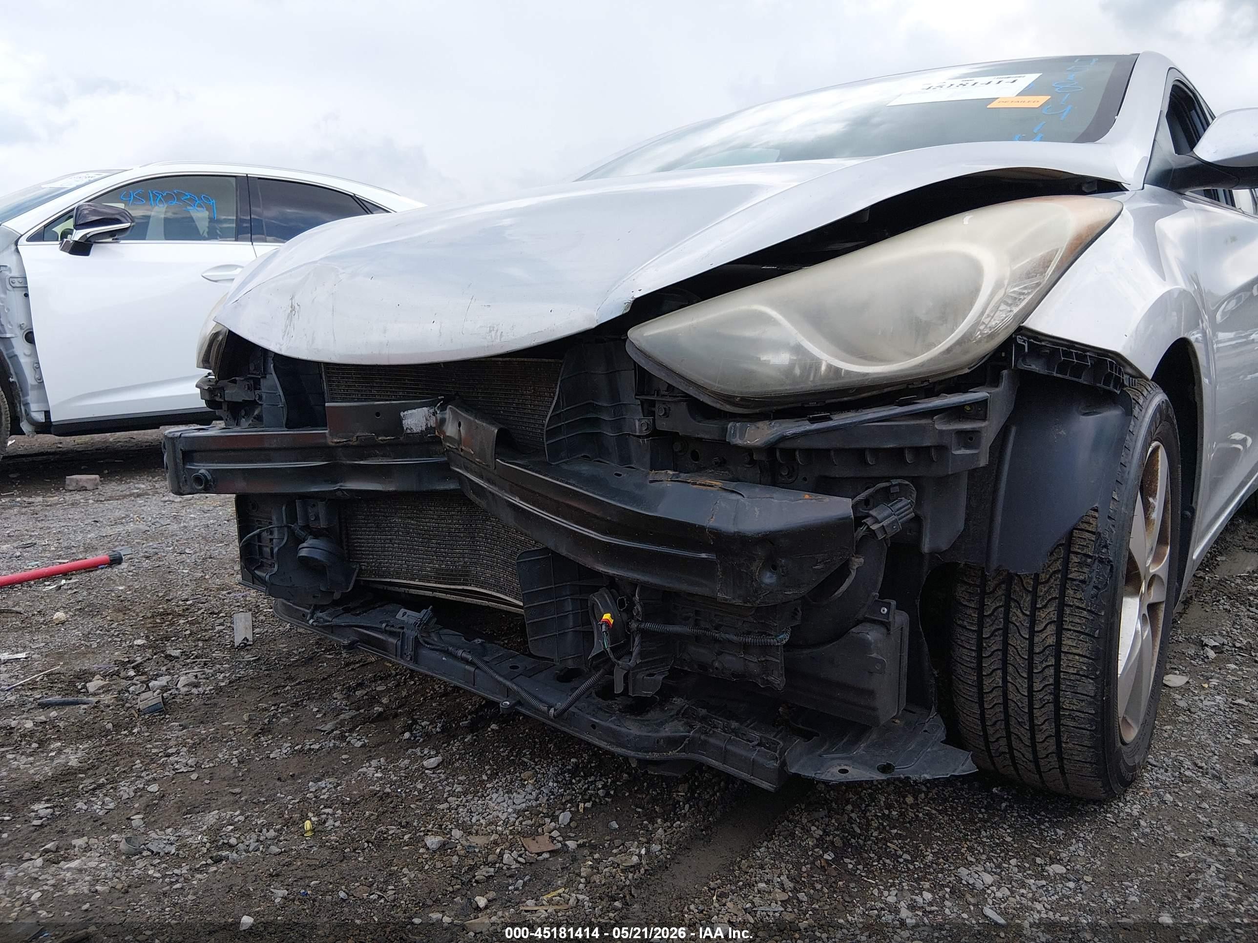 2013 Hyundai Elantra Gls Silver vin: KMHDH4AE6DU815518