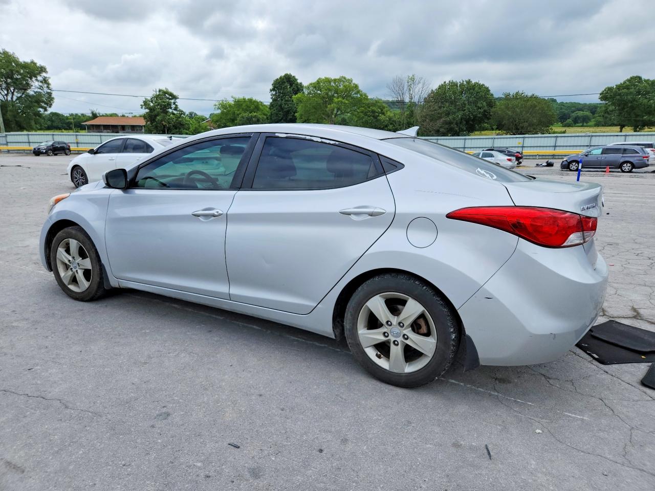 2013 Hyundai Elantra Gls Silver vin: KMHDH4AE6DU861074