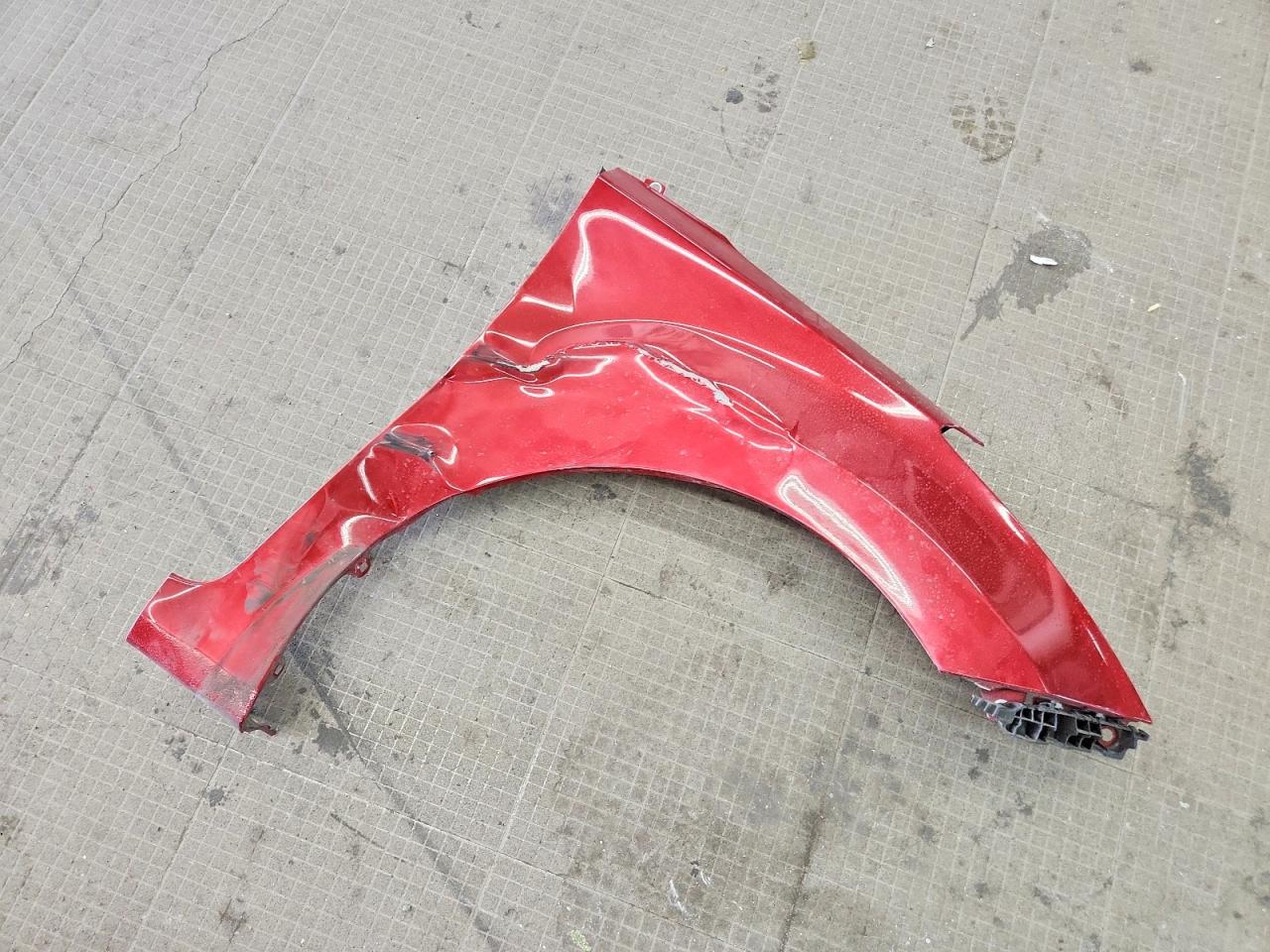 2013 Hyundai Elantra Limited Red vin: KMHDH4AE6DU864461