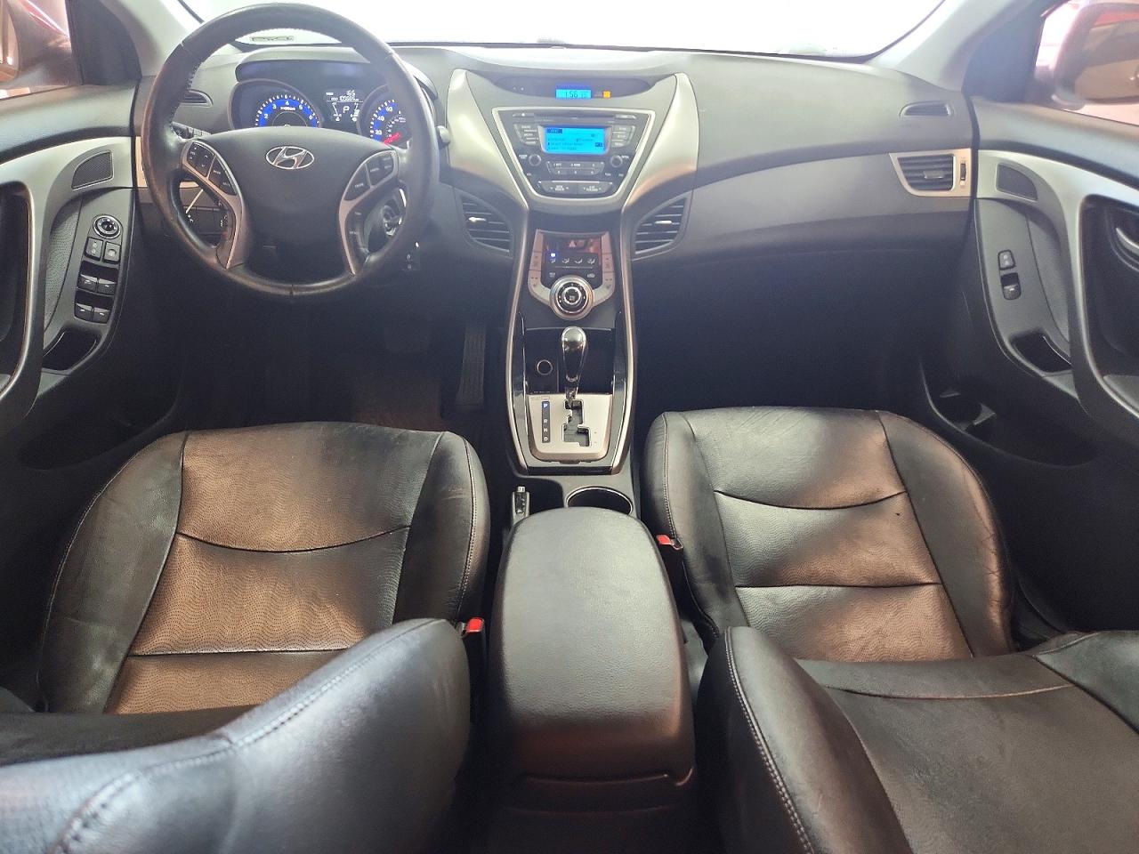 2013 Hyundai Elantra Limited Red vin: KMHDH4AE6DU864461