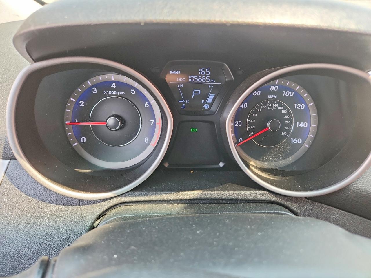2013 Hyundai Elantra Limited Red vin: KMHDH4AE6DU864461