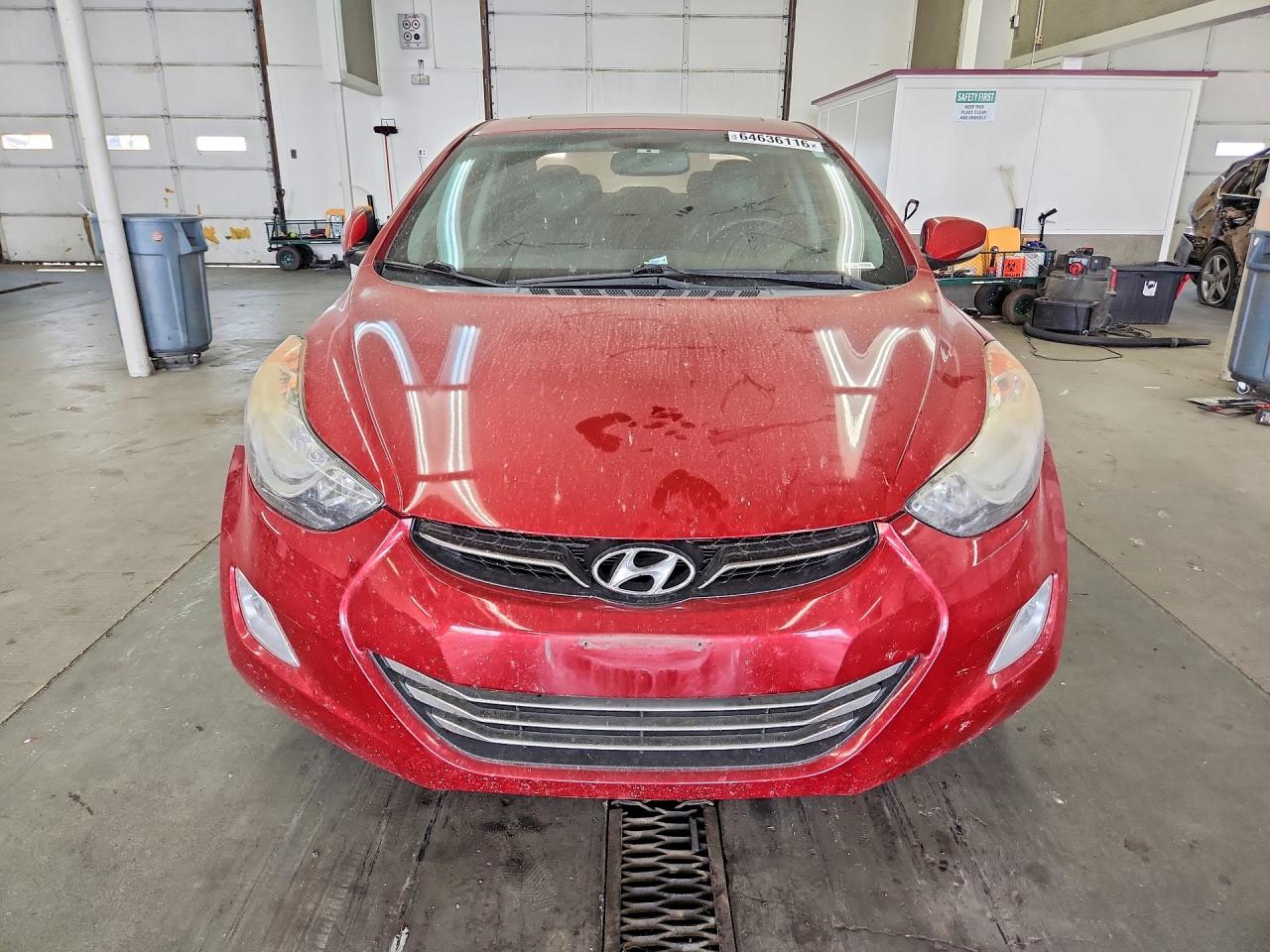 2013 Hyundai Elantra Limited Red vin: KMHDH4AE6DU864461