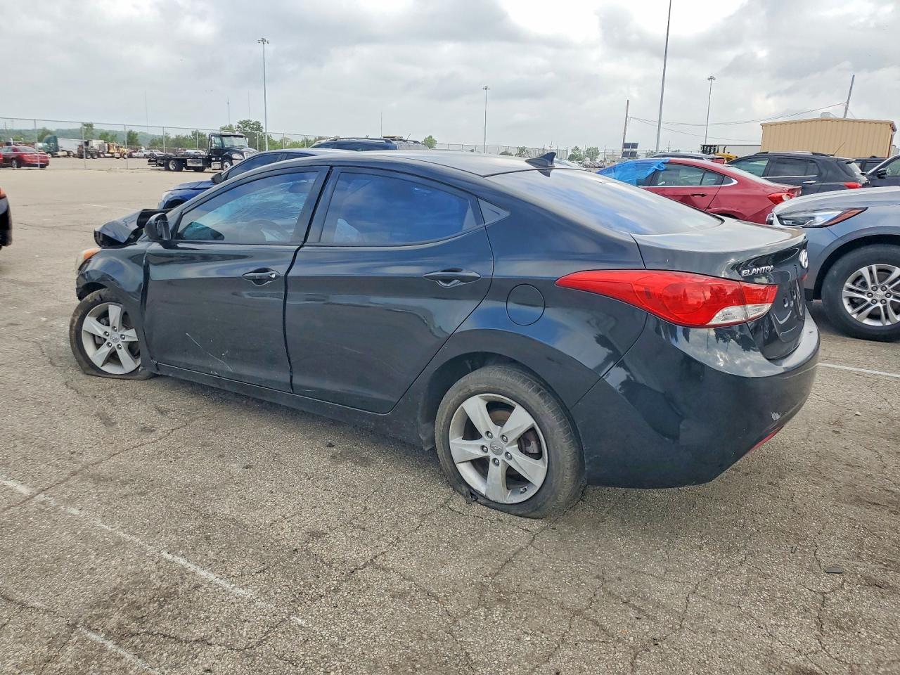 2013 Hyundai Elantra Gls Black vin: KMHDH4AE6DU878117
