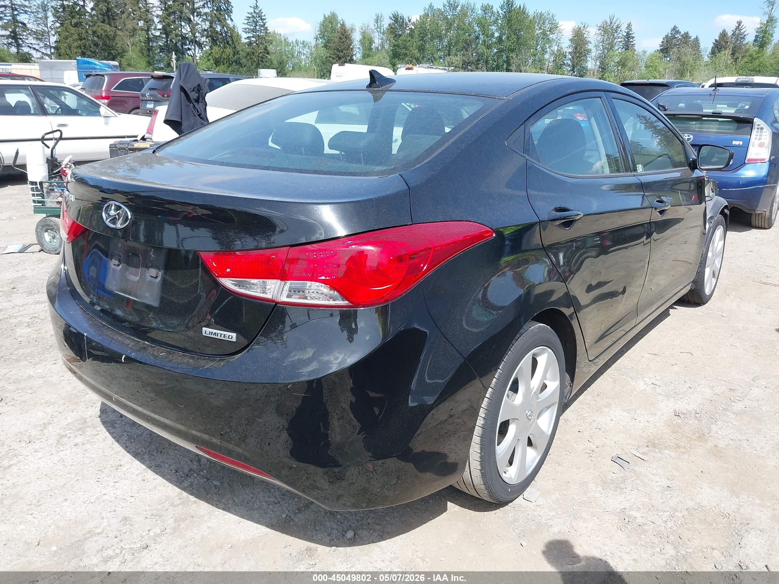 2013 Hyundai Elantra Limited Black vin: KMHDH4AE6DU914565