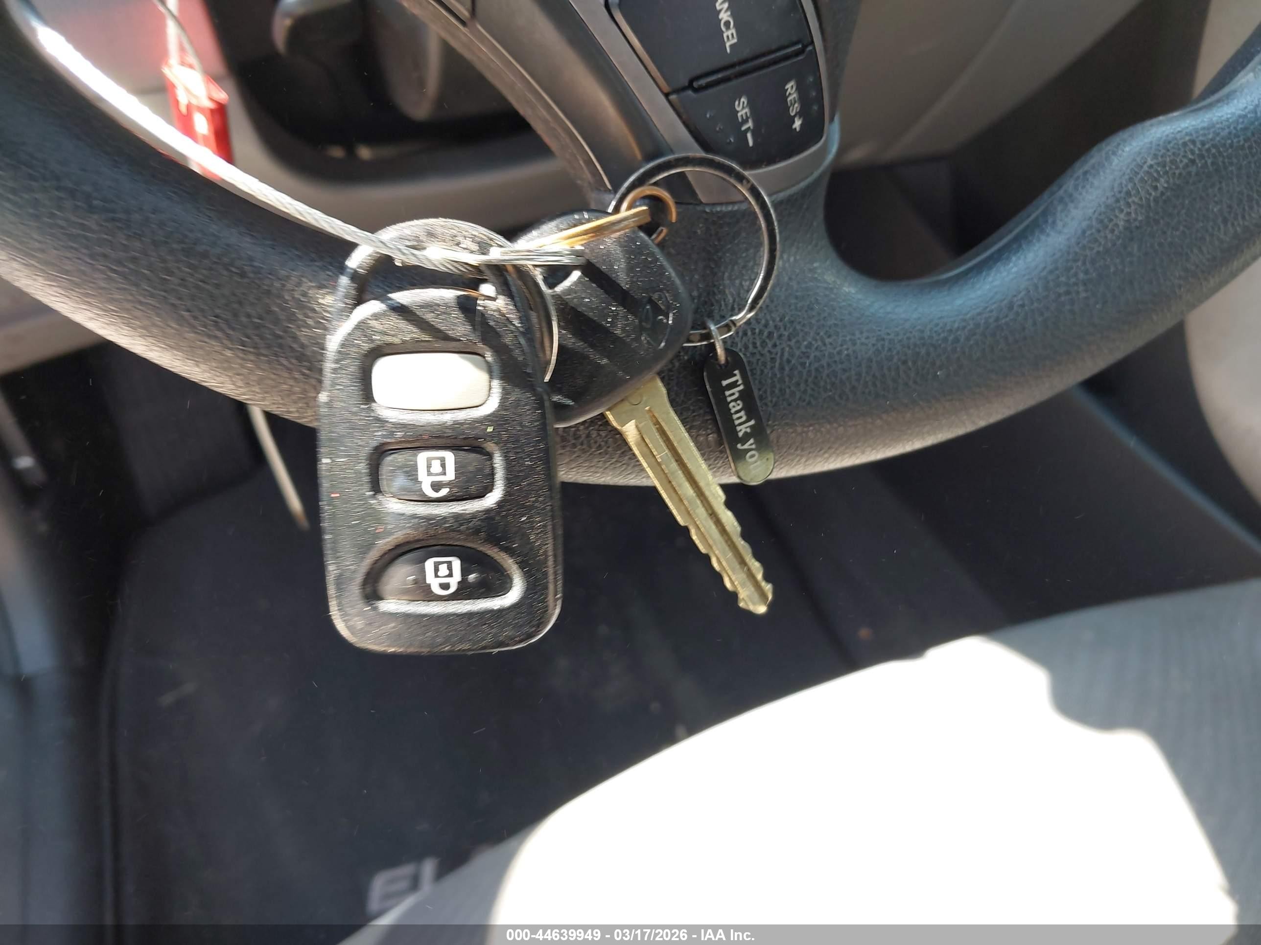 2013 Hyundai Elantra Gls Красный vin: KMHDH4AE6DU935643