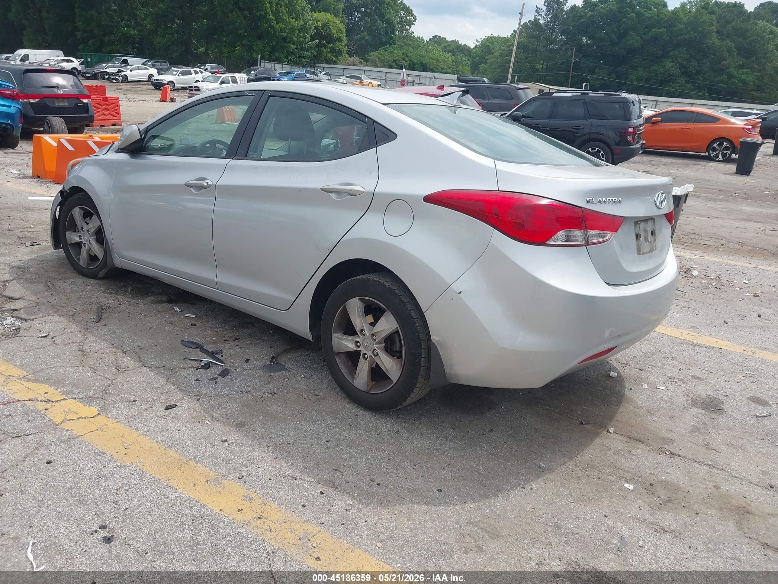 2013 Hyundai Elantra Gls Silver vin: KMHDH4AE6DU936050