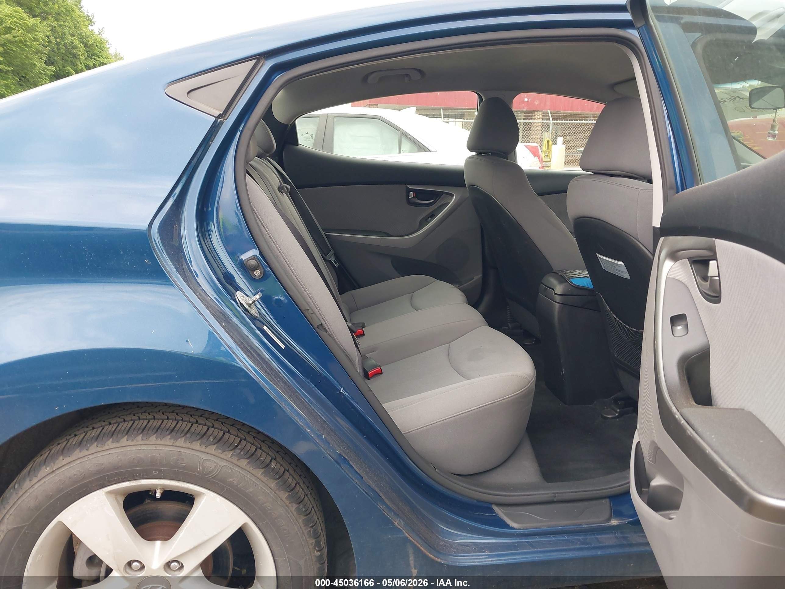 2013 Hyundai Elantra Gls Blue vin: KMHDH4AE6DU948473