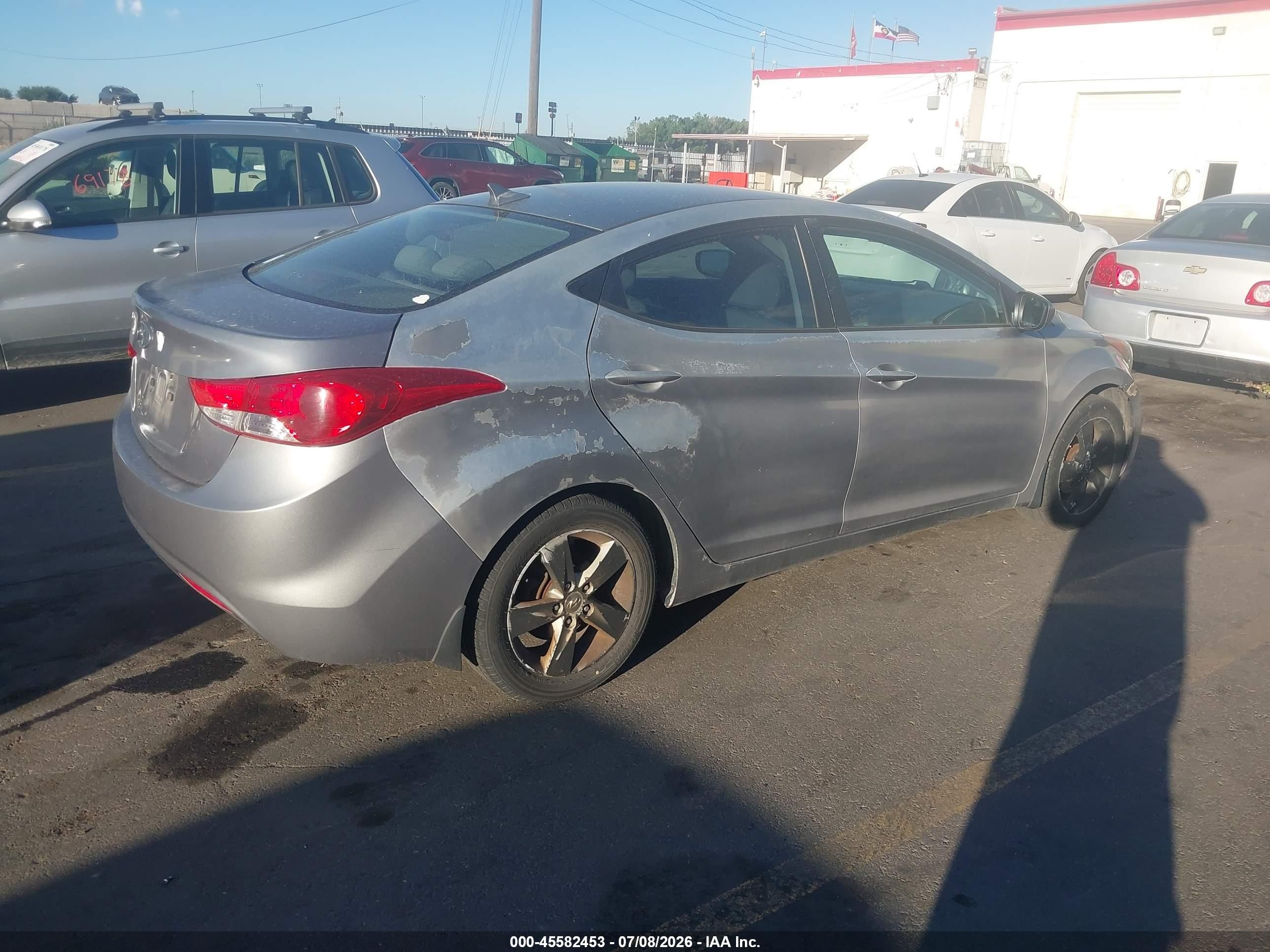 2013 Hyundai Elantra Gls Серебряный vin: KMHDH4AE6DU948859