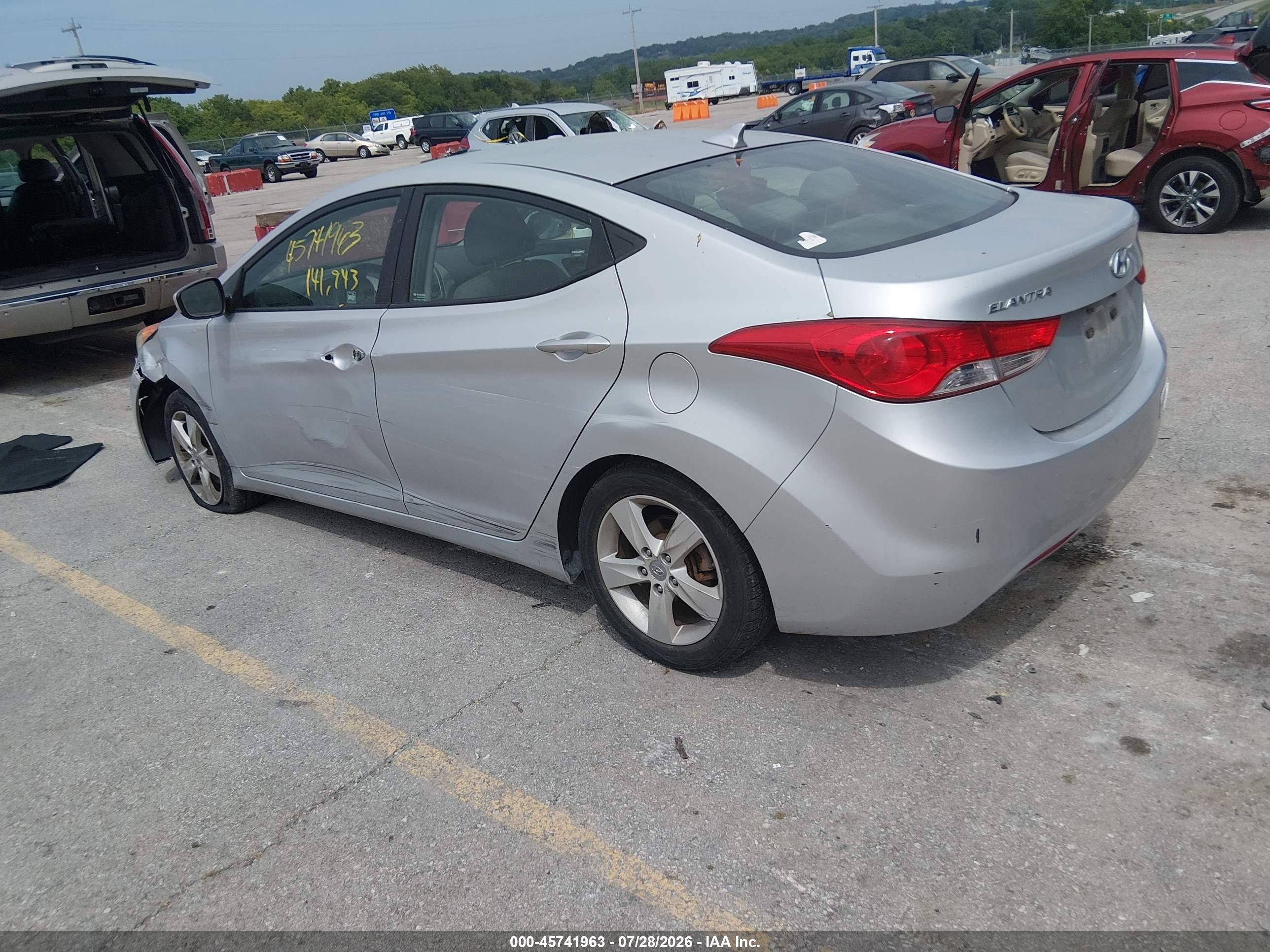 2013 Hyundai Elantra Gls Silver vin: KMHDH4AE6DU990920