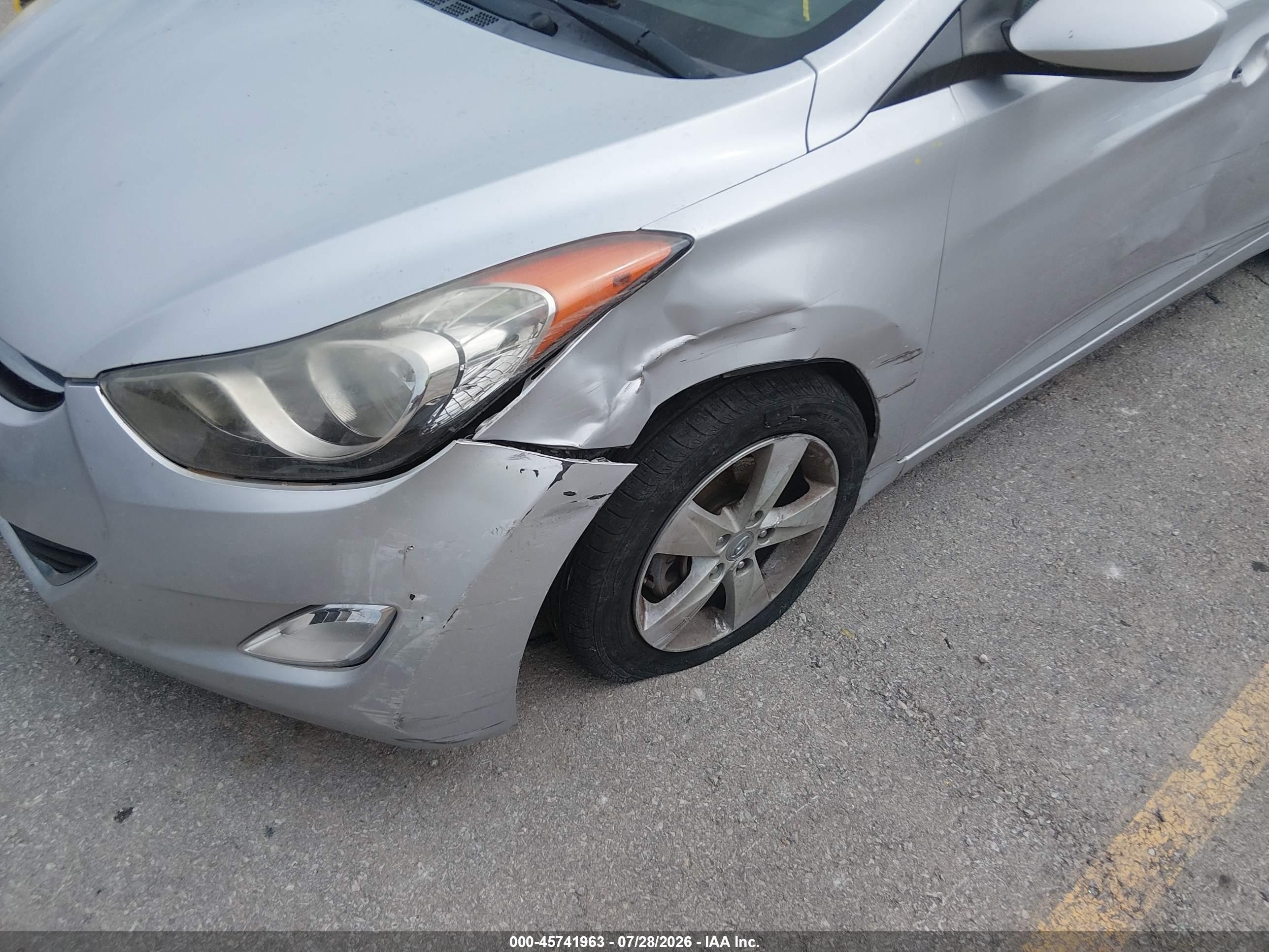 2013 Hyundai Elantra Gls Silver vin: KMHDH4AE6DU990920
