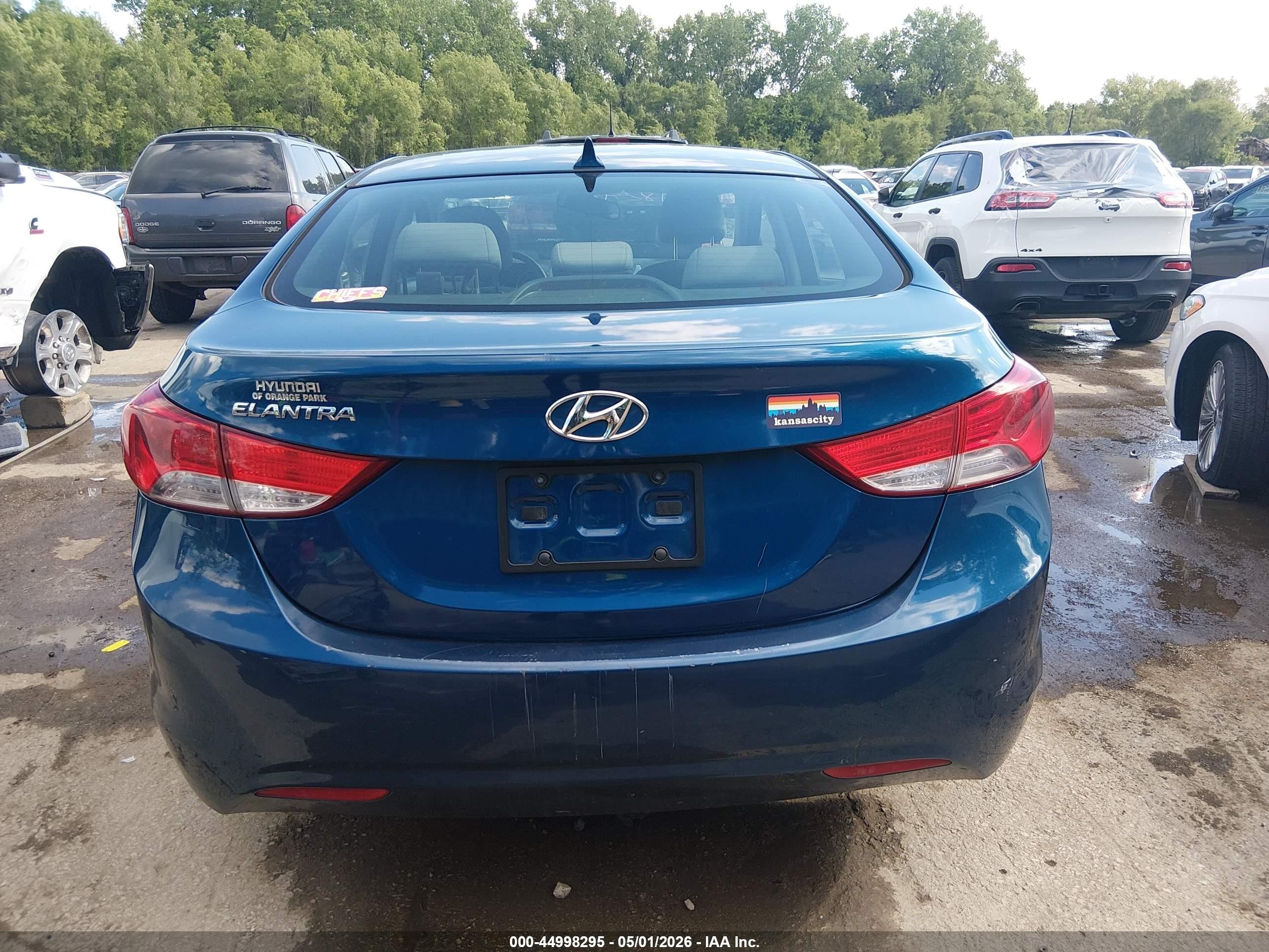 2013 Hyundai Elantra Gls Синий vin: KMHDH4AE6DU998032