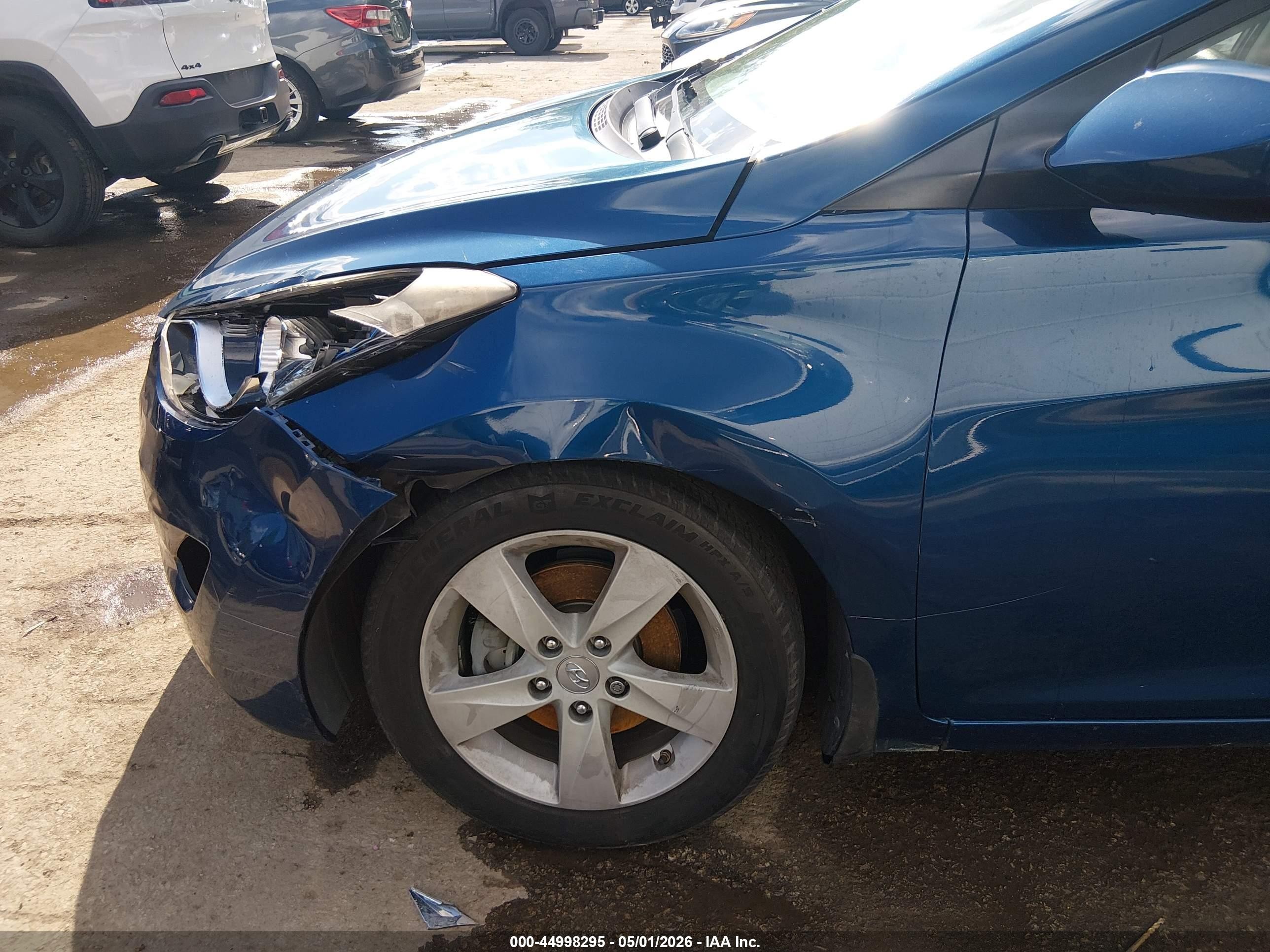 2013 Hyundai Elantra Gls Синий vin: KMHDH4AE6DU998032