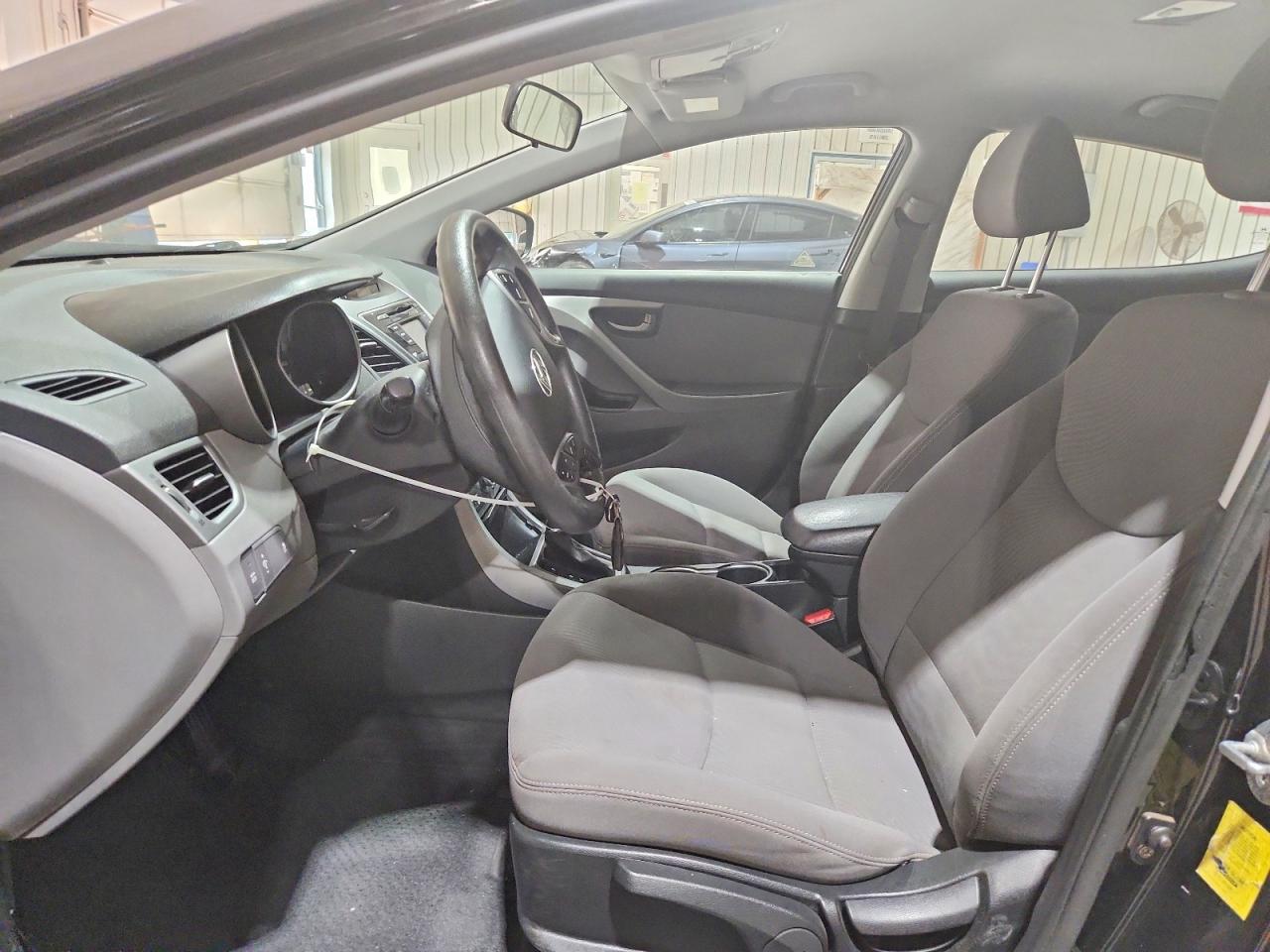 2014 Hyundai Elantra Se Black vin: KMHDH4AE6EU029364