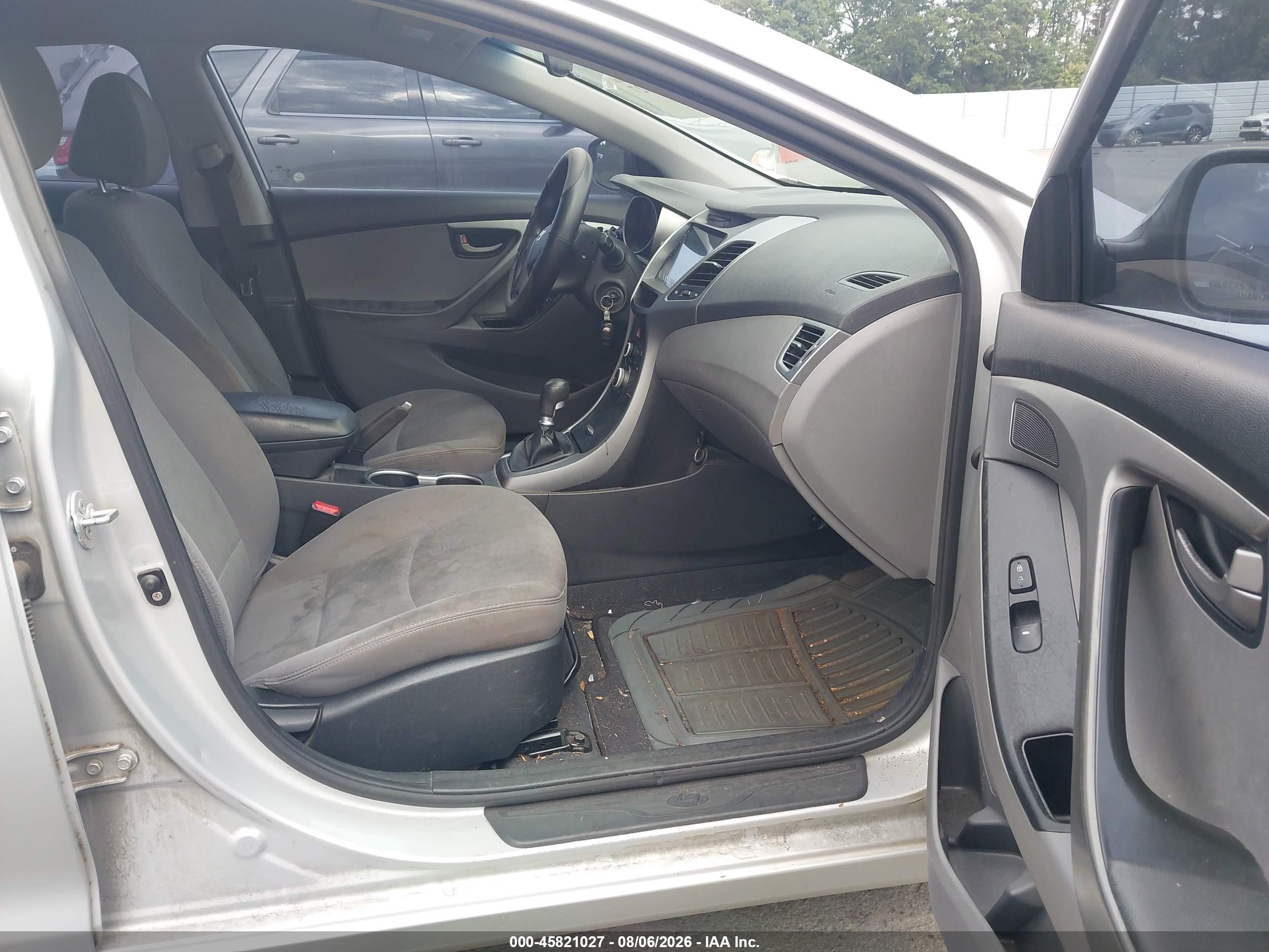 2014 Hyundai Elantra Se Серебряный vin: KMHDH4AE6EU048786