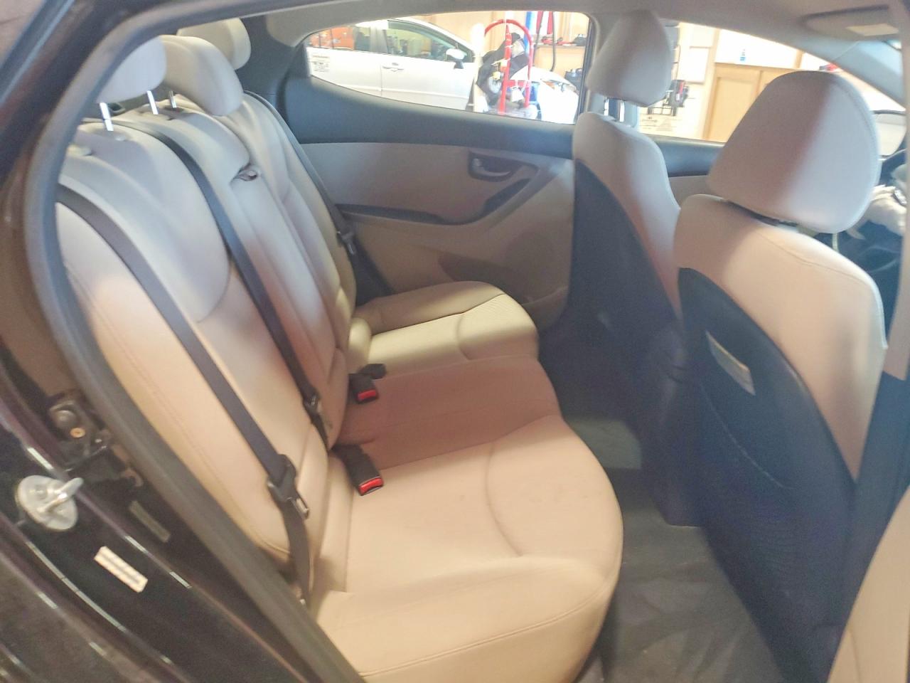 2014 Hyundai Elantra Se Black vin: KMHDH4AE6EU090536