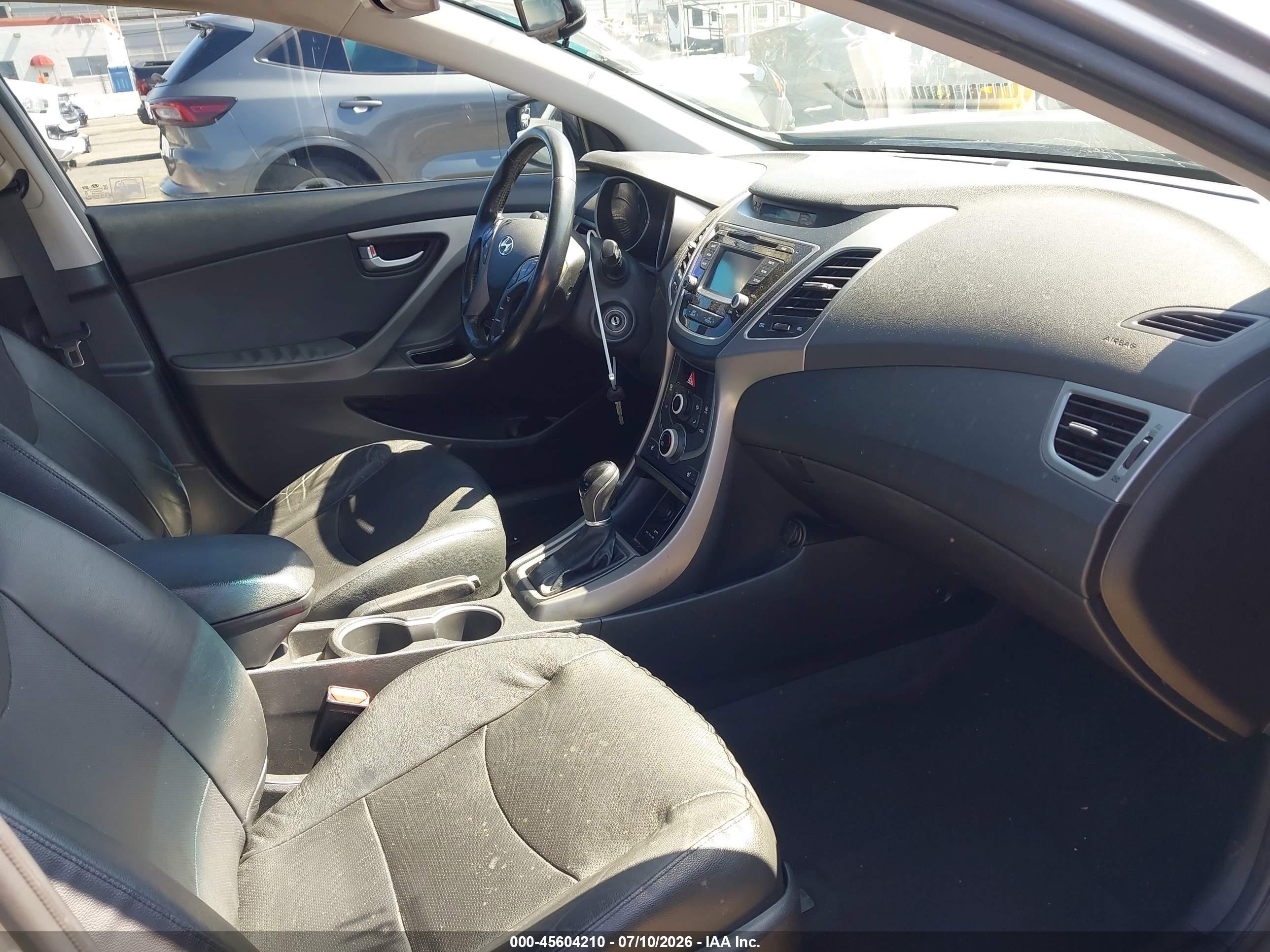 2014 Hyundai Elantra Limited Silver vin: KMHDH4AE6EU121820