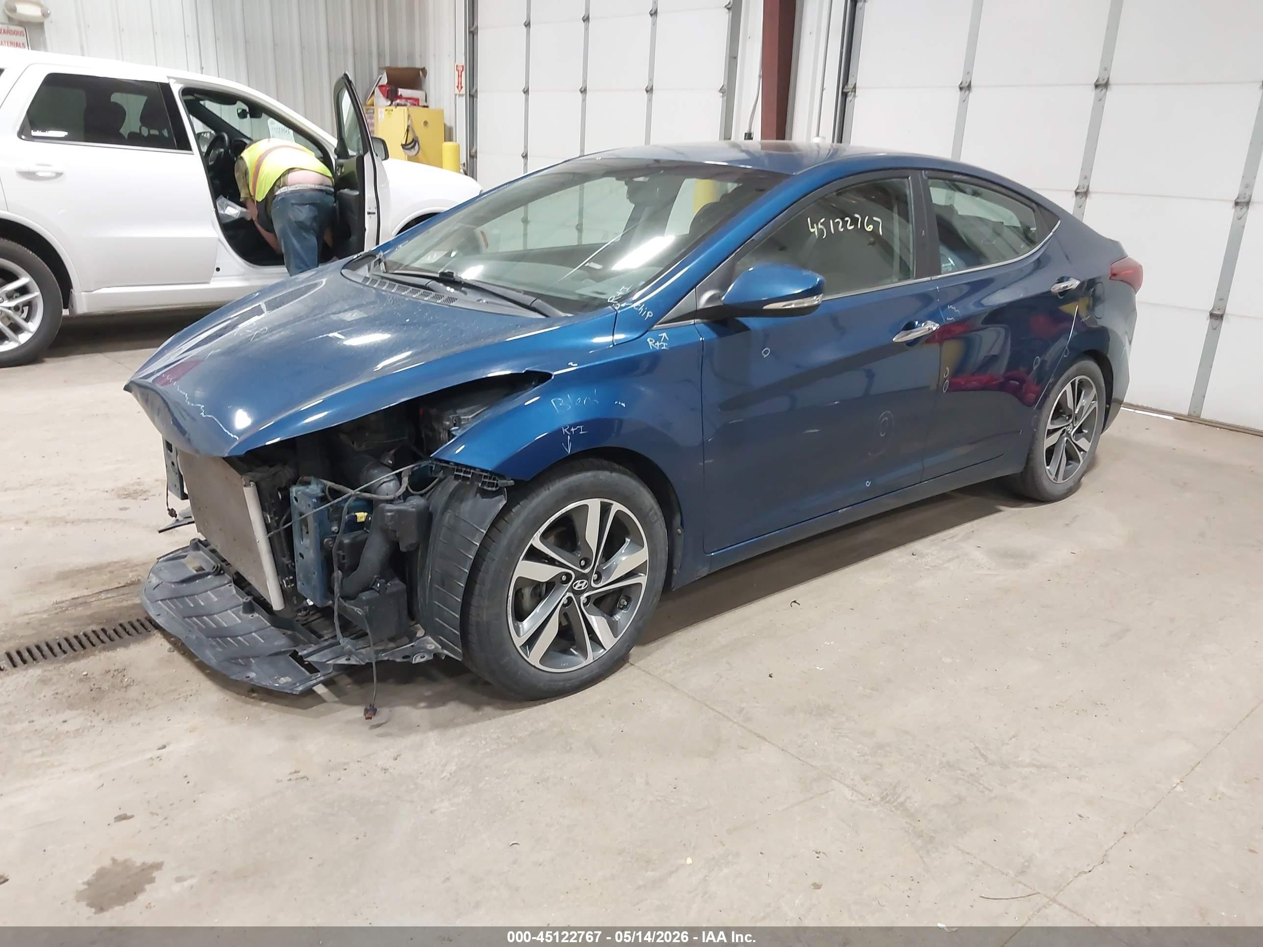 2014 Hyundai Elantra Limited Blue vin: KMHDH4AE6EU129111