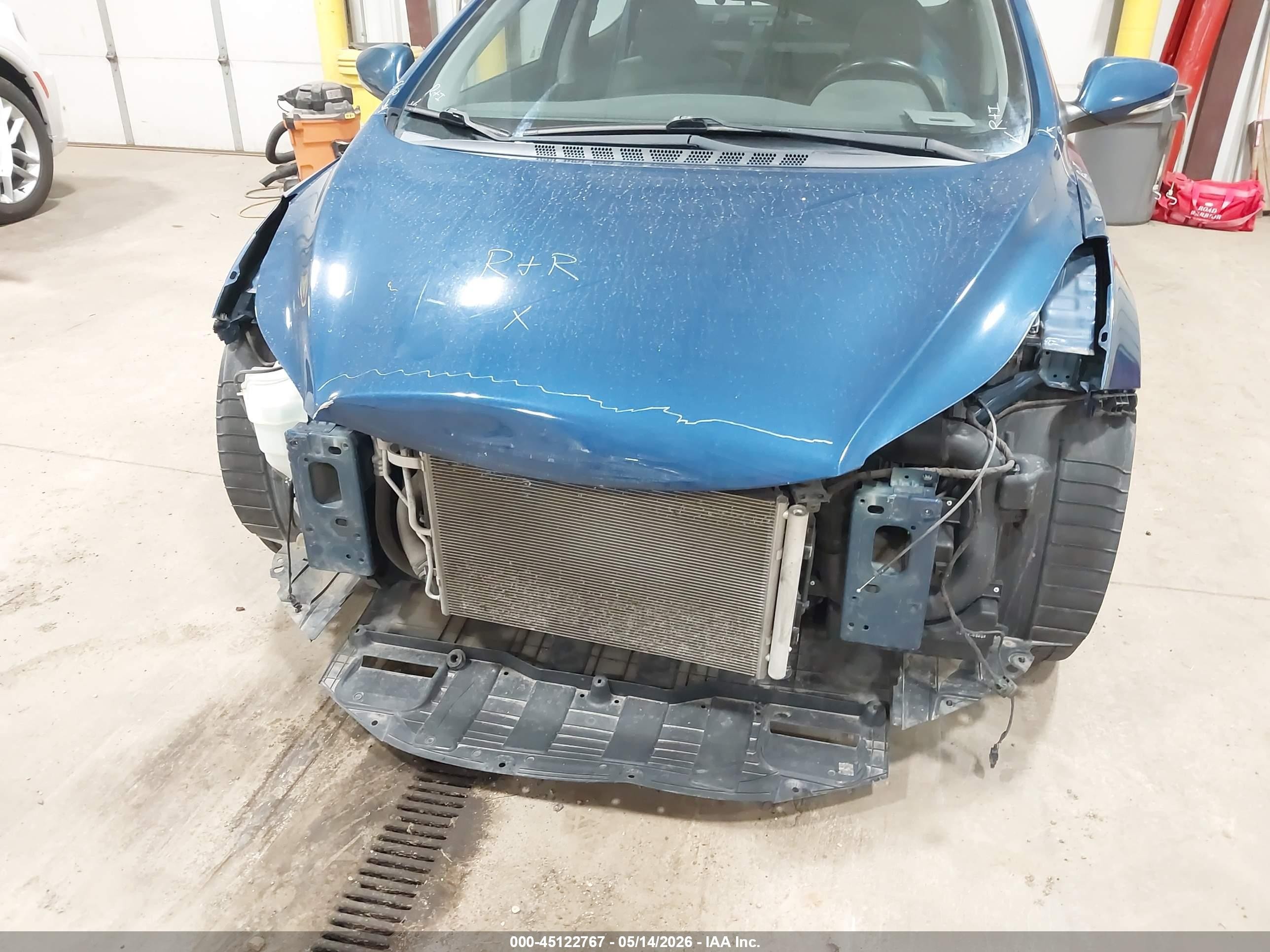 2014 Hyundai Elantra Limited Blue vin: KMHDH4AE6EU129111