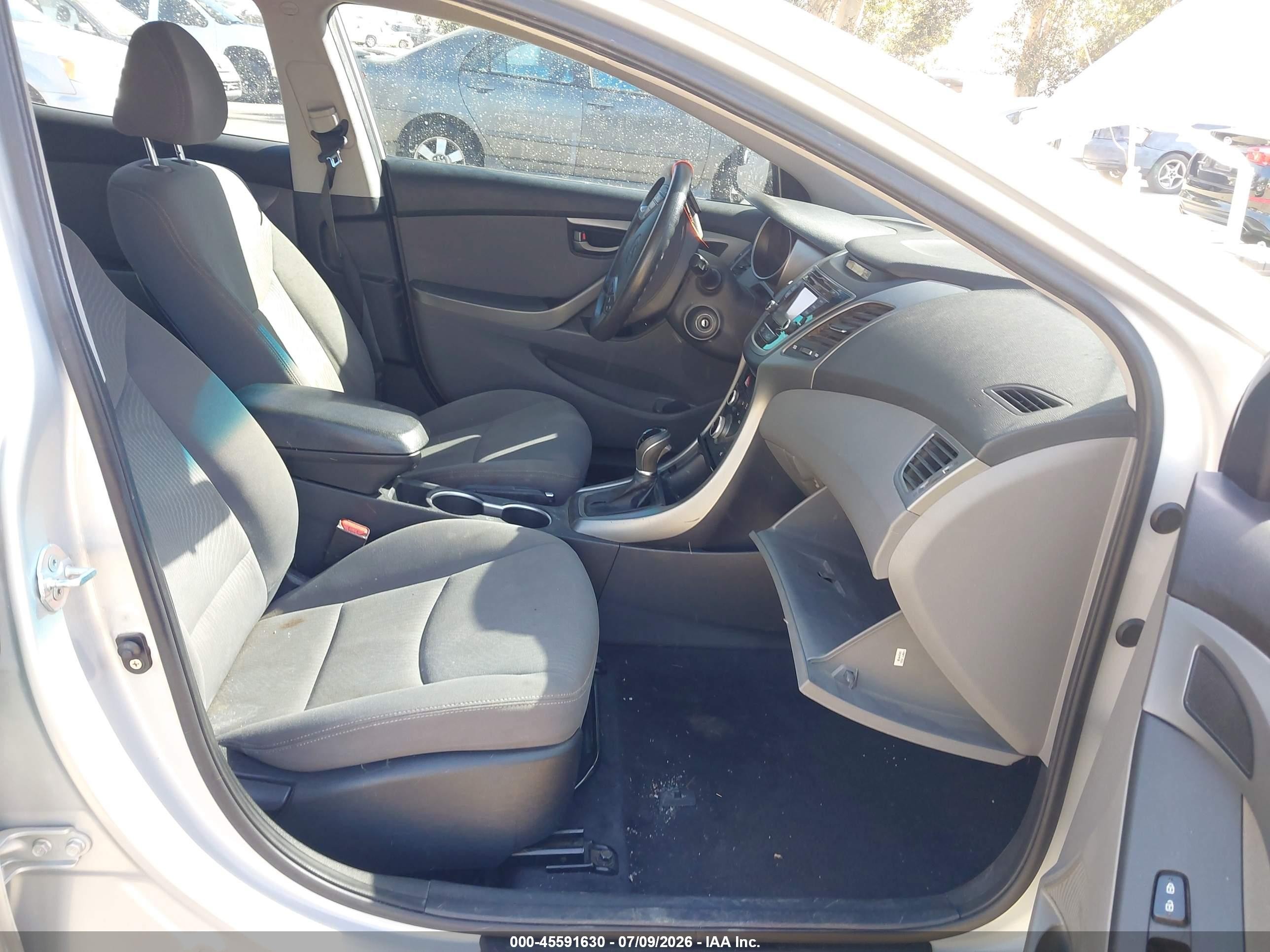 2014 Hyundai Elantra Se Silver vin: KMHDH4AE6EU172718