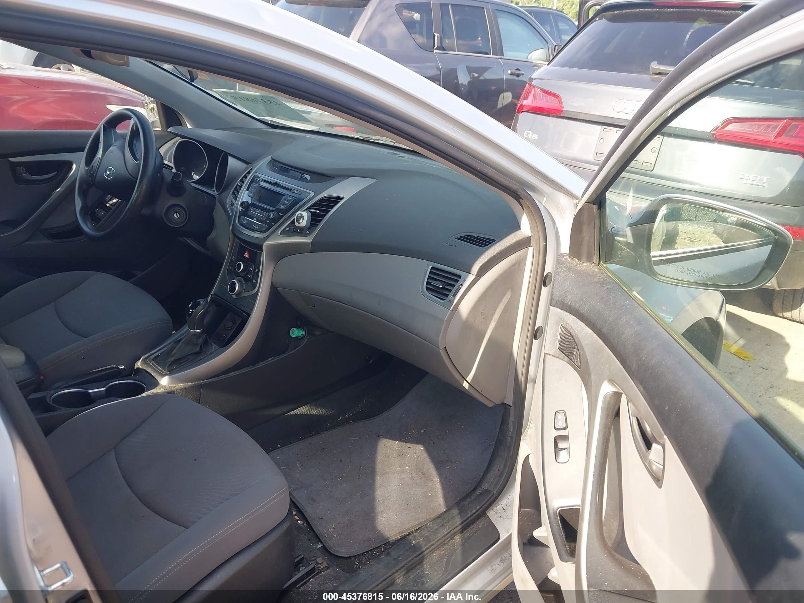 2014 Hyundai Elantra Se Silver vin: KMHDH4AE6EU176624