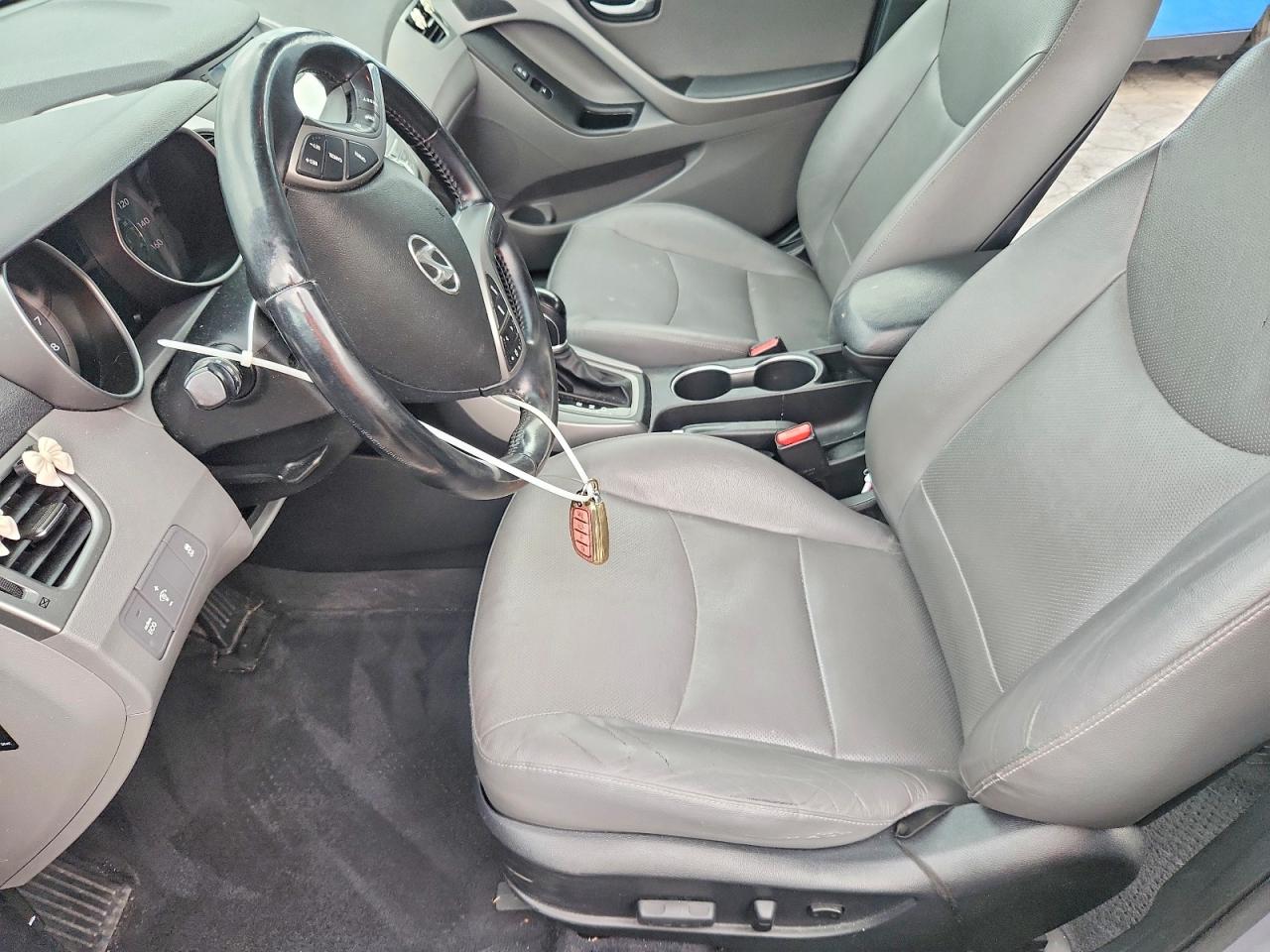 2015 Hyundai Elantra Limited Silver vin: KMHDH4AE6FU222969