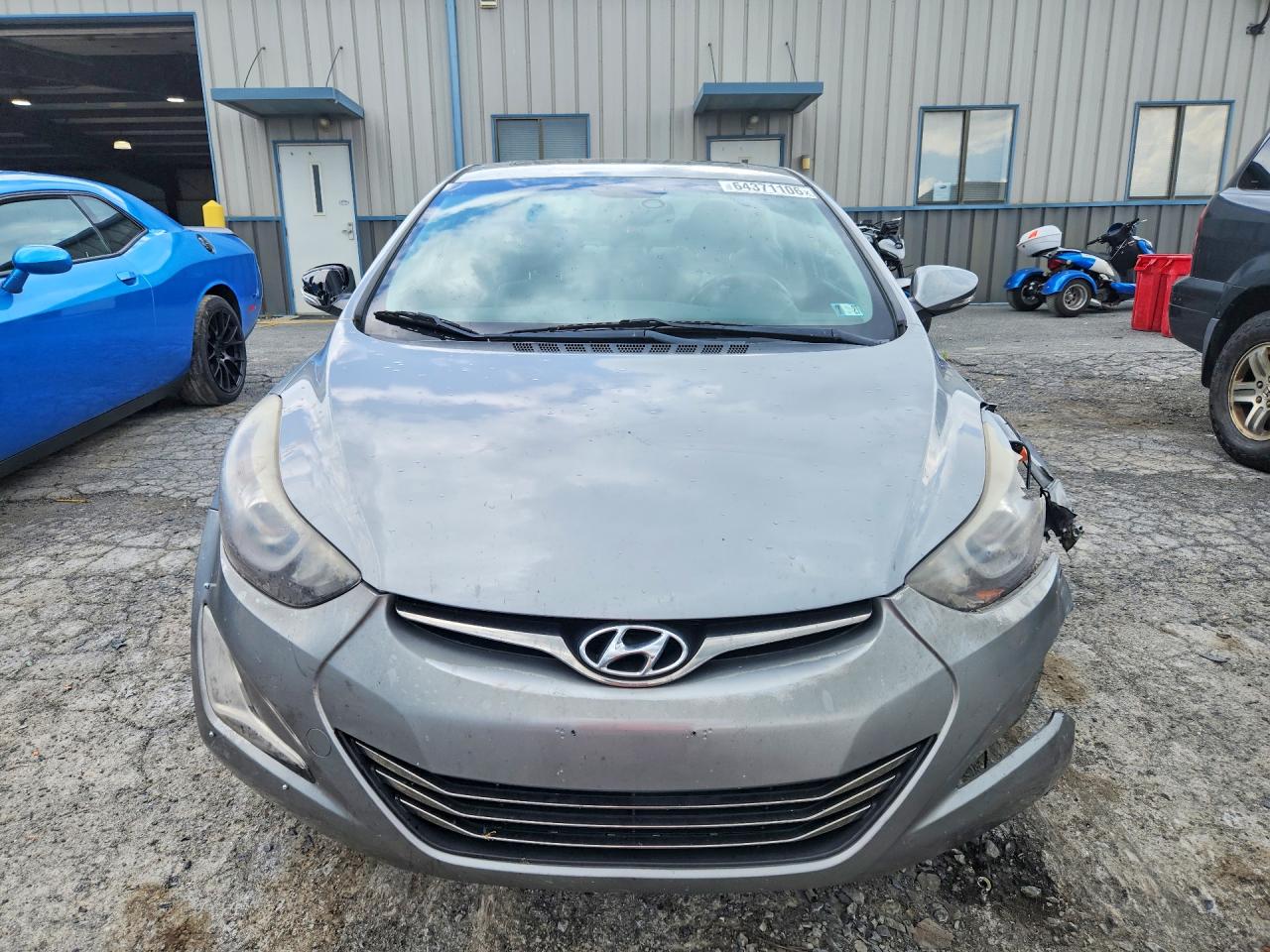 2015 Hyundai Elantra Limited Silver vin: KMHDH4AE6FU222969