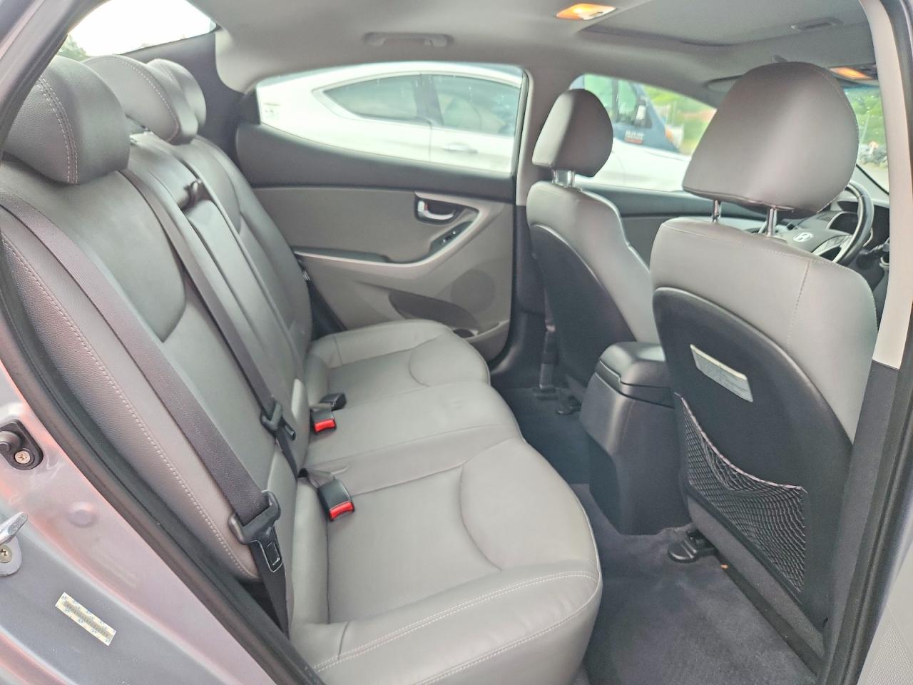 2015 Hyundai Elantra Limited Silver vin: KMHDH4AE6FU222969