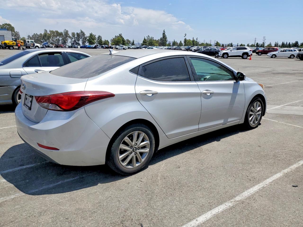 2015 Hyundai Elantra Se Silver vin: KMHDH4AE6FU240260