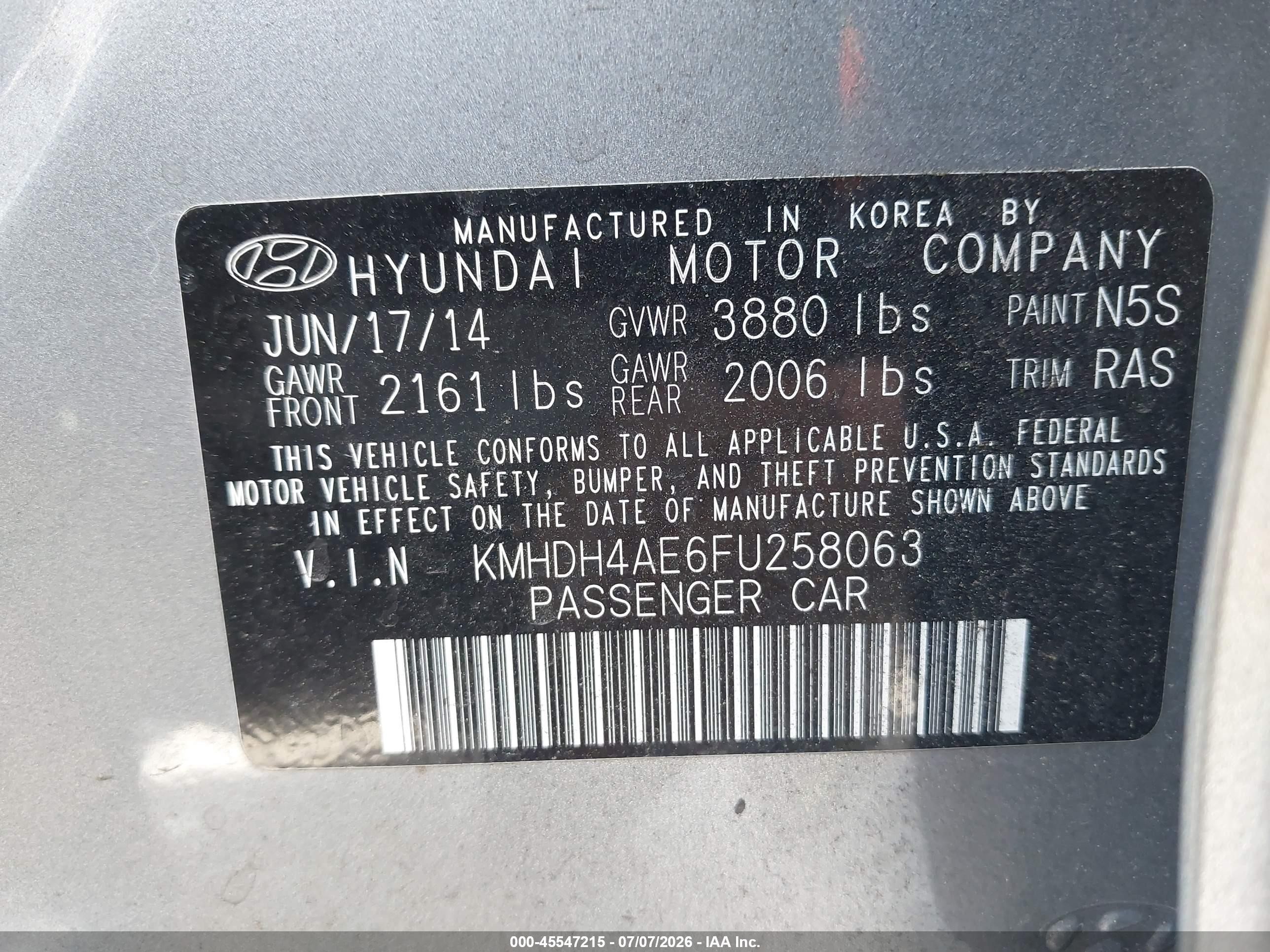 2015 Hyundai Elantra Limited Серебряный vin: KMHDH4AE6FU258063