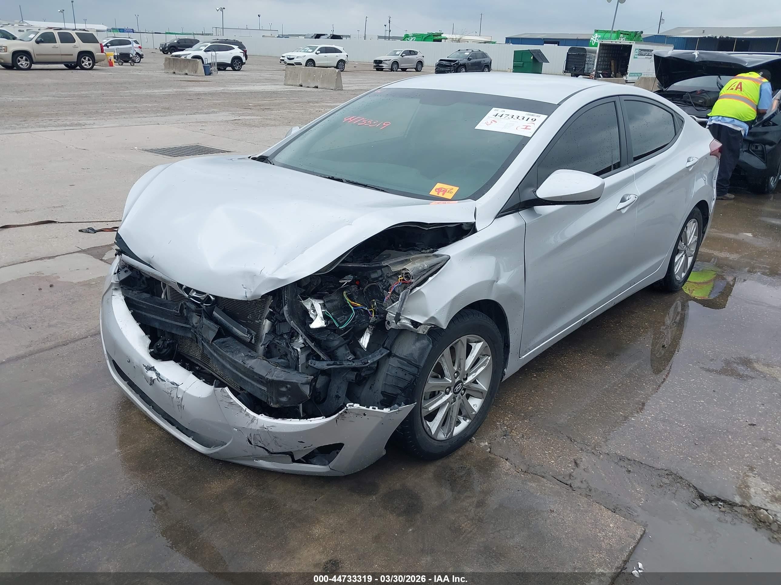 2015 Hyundai Elantra Se Серебряный vin: KMHDH4AE6FU260556