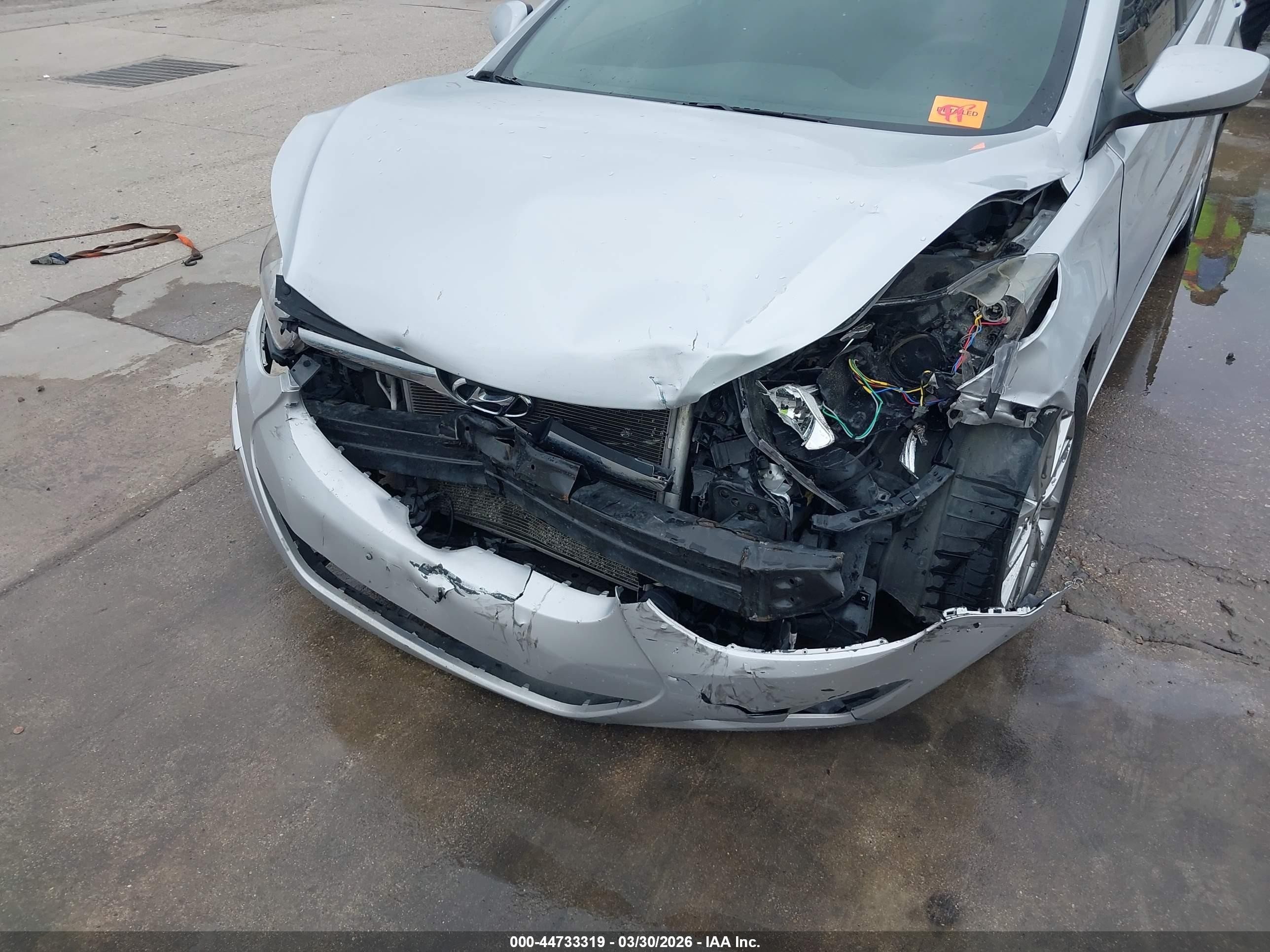 2015 Hyundai Elantra Se Серебряный vin: KMHDH4AE6FU260556