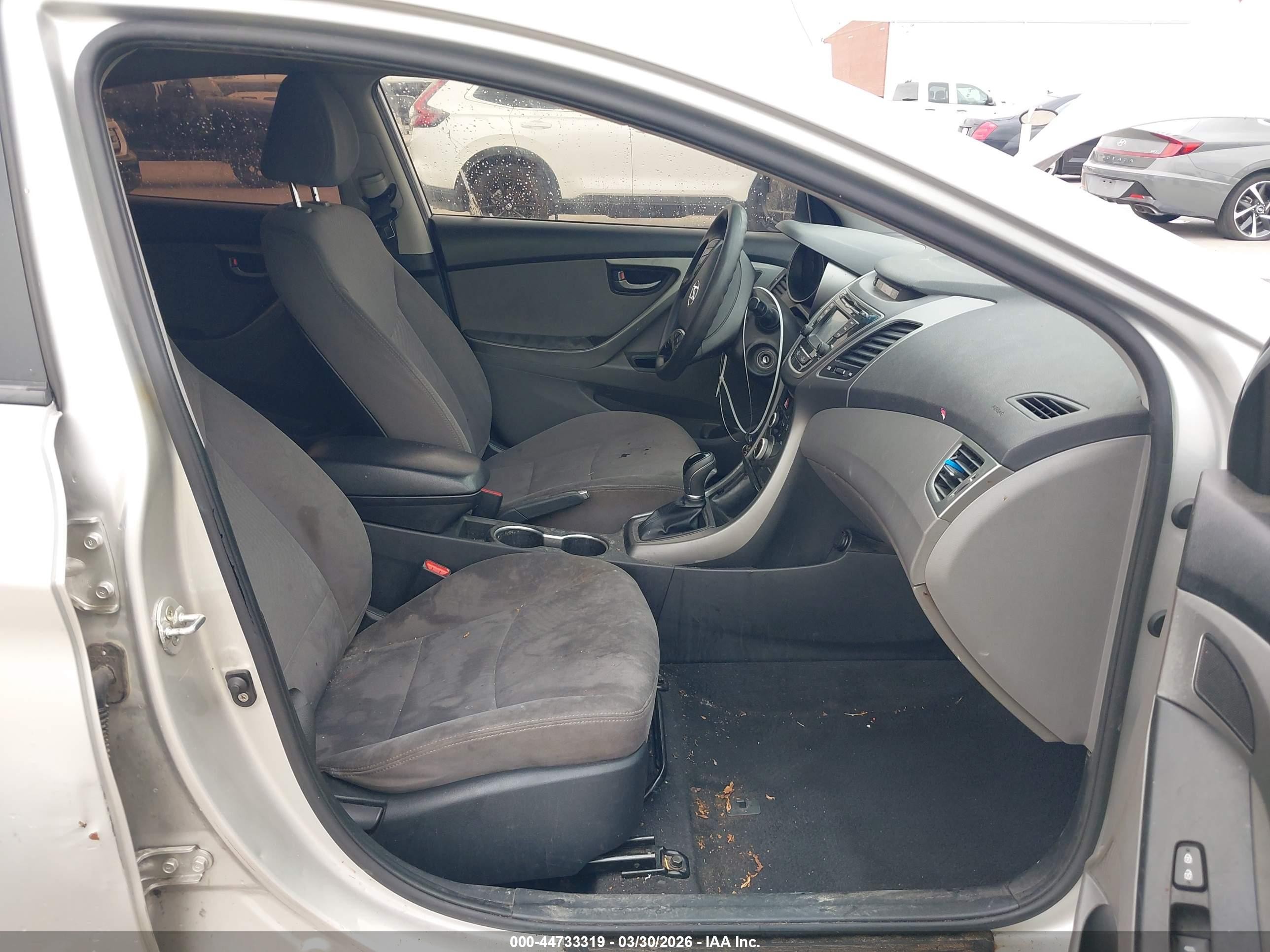 2015 Hyundai Elantra Se Серебряный vin: KMHDH4AE6FU260556