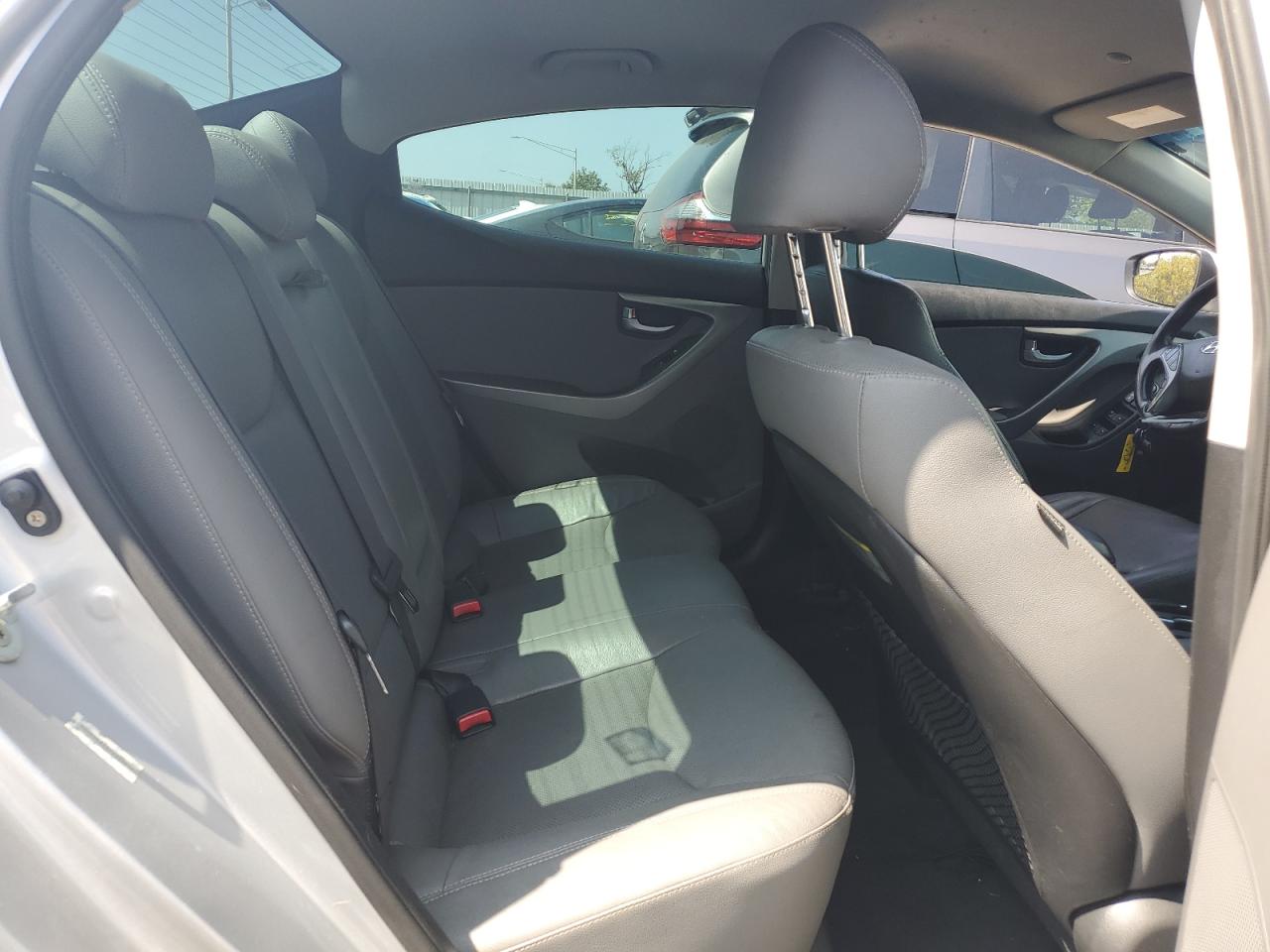 2015 Hyundai Elantra Se Silver vin: KMHDH4AE6FU300912