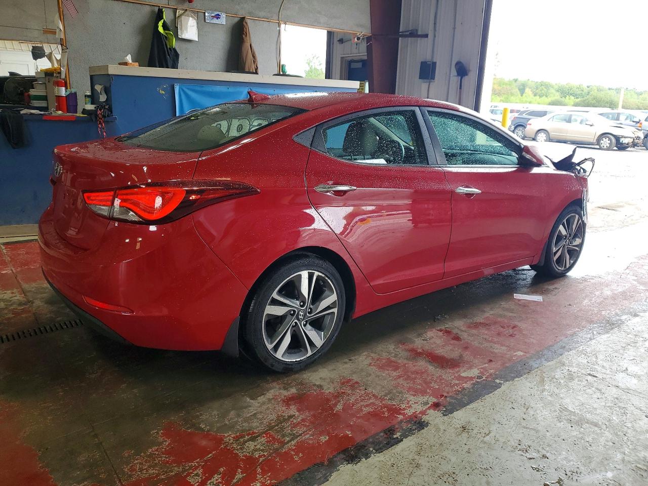 2015 Hyundai Elantra Limited Red vin: KMHDH4AE6FU303714