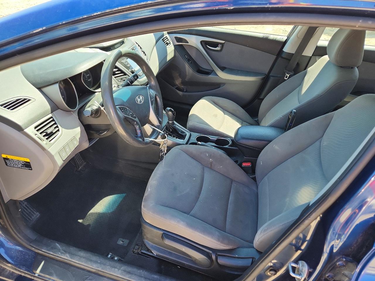 2015 Hyundai Elantra Se Blue vin: KMHDH4AE6FU381961