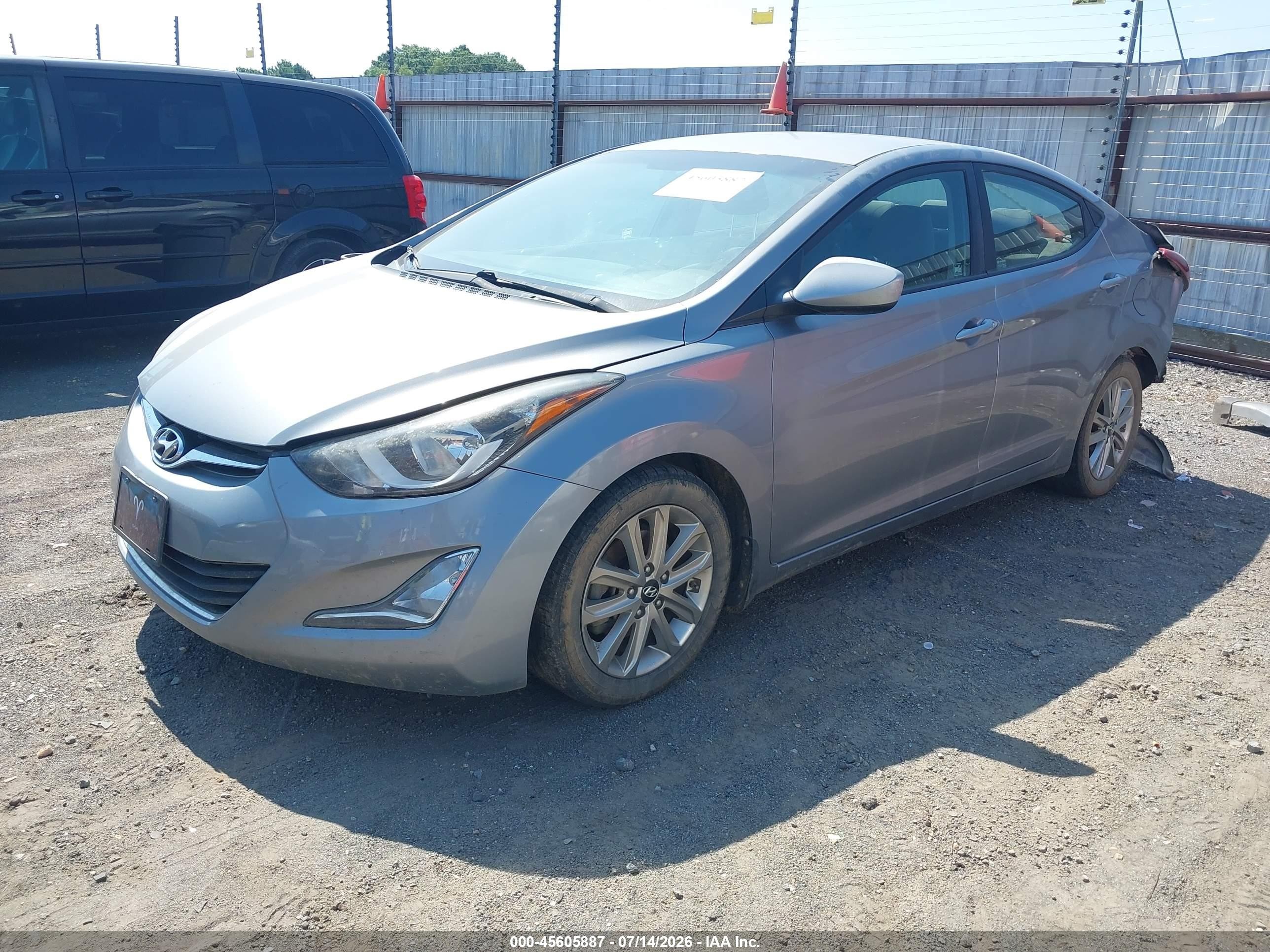2015 Hyundai Elantra Se Серебряный vin: KMHDH4AE6FU383046