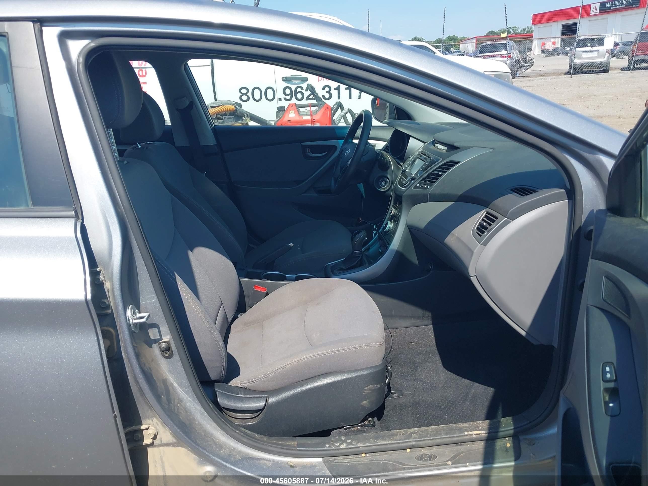 2015 Hyundai Elantra Se Серебряный vin: KMHDH4AE6FU383046
