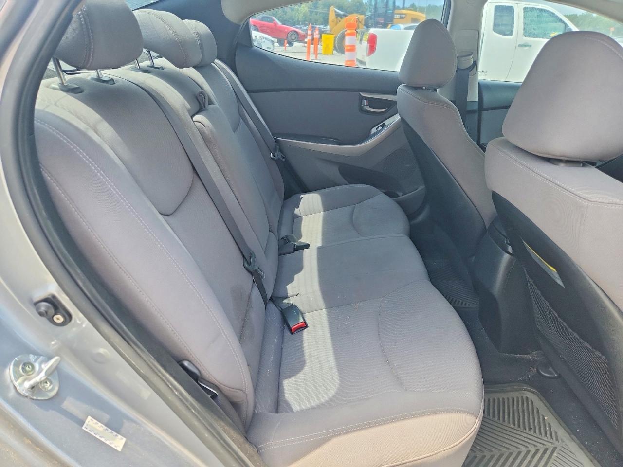 2015 Hyundai Elantra Se Silver vin: KMHDH4AE6FU450485