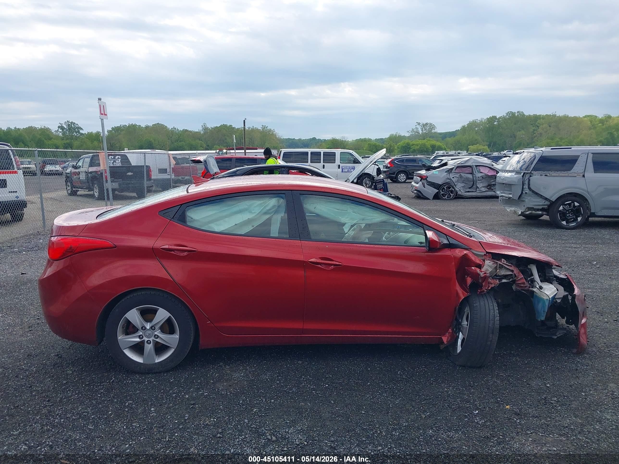 2011 Hyundai Elantra Gls (ulsan Plant) Red vin: KMHDH4AE7BU107842