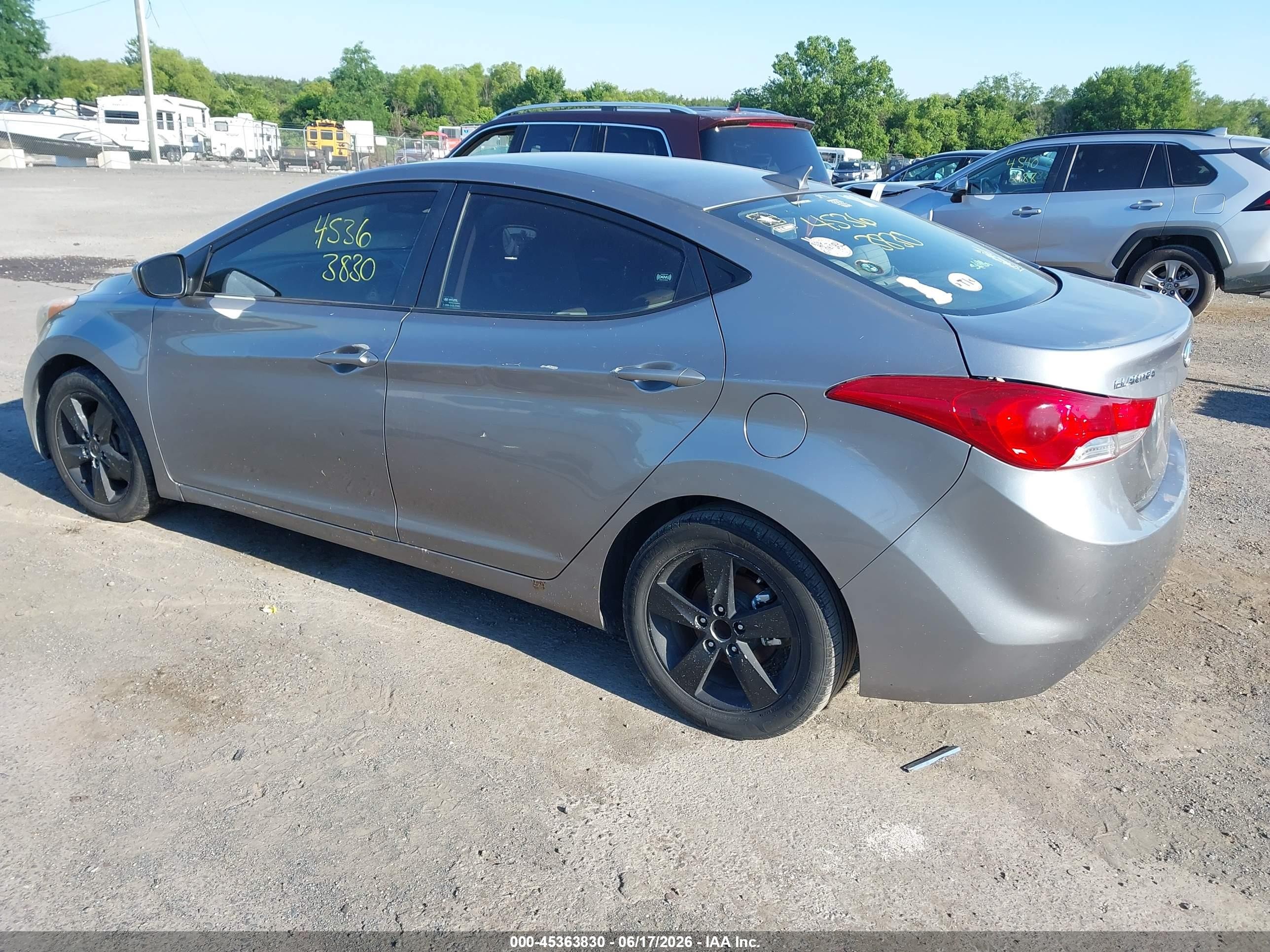 2012 Hyundai Elantra Gls (ulsan Plant) Silver vin: KMHDH4AE7CU233930