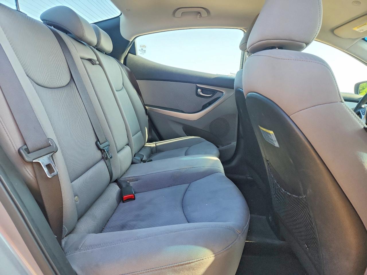 2012 Hyundai Elantra Gls Gray vin: KMHDH4AE7CU282478