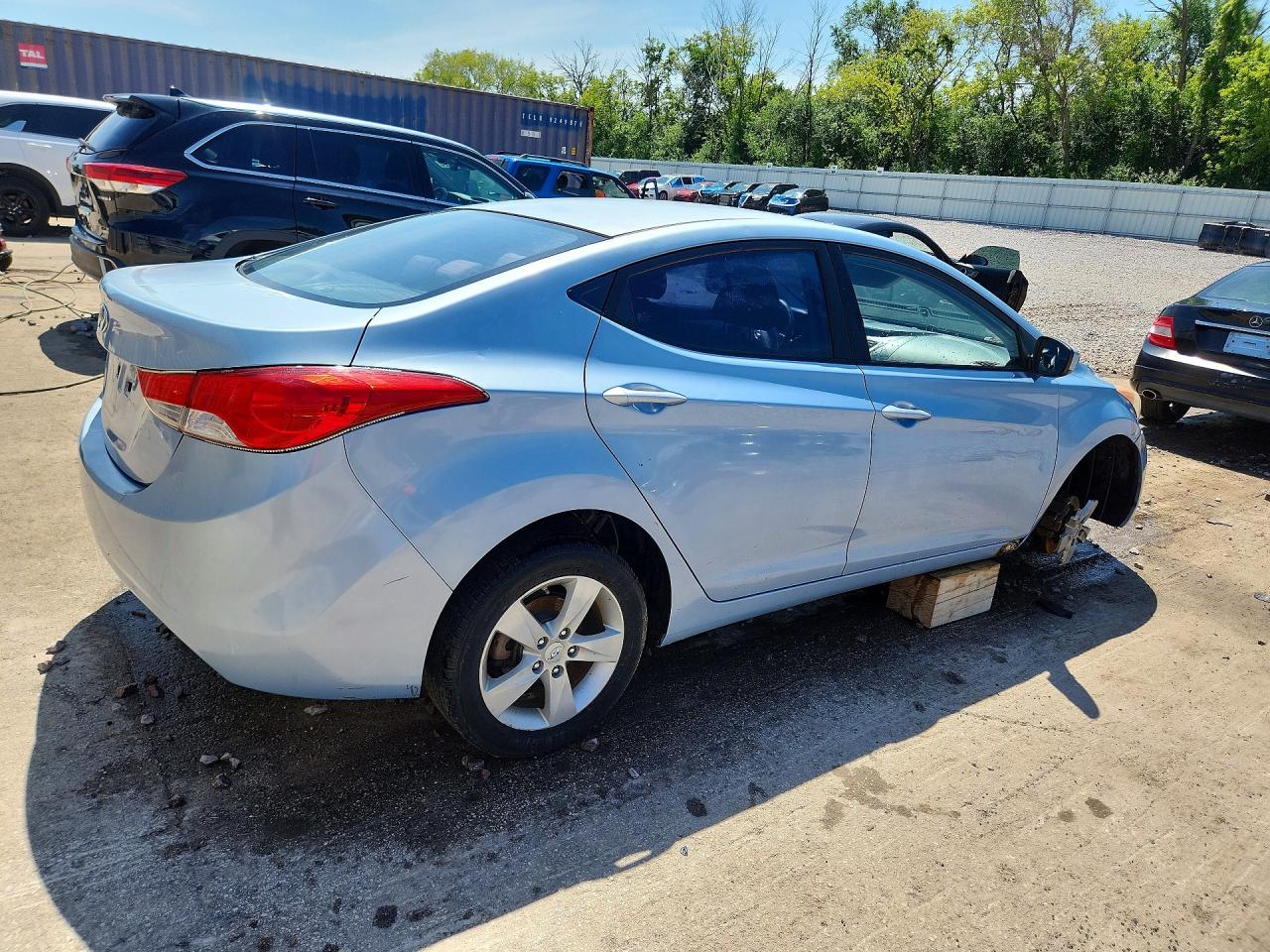 2012 Hyundai Elantra Gls/limited Blue vin: KMHDH4AE7CU322882
